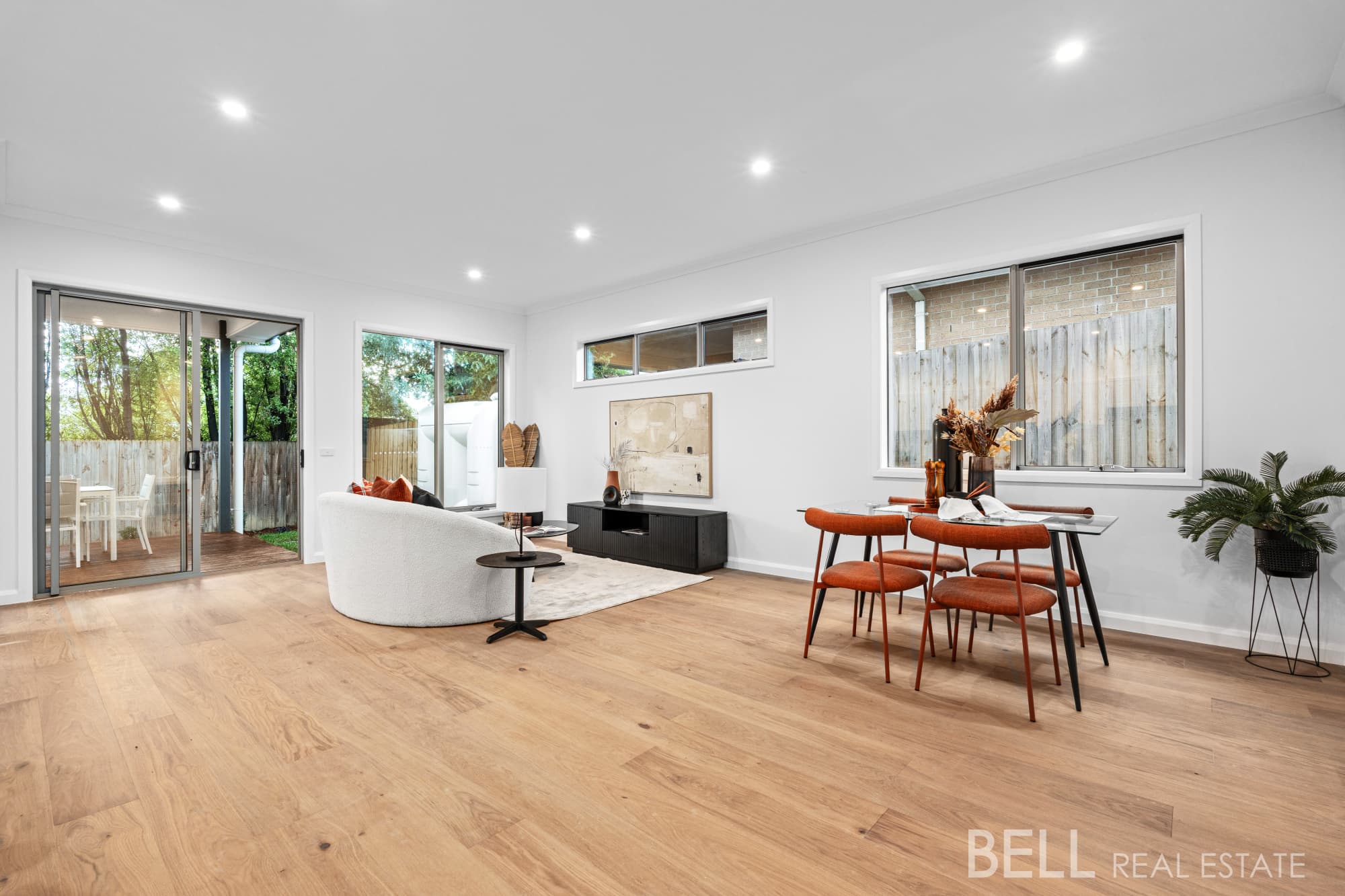 8 Cherylnne Crescent, KILSYTH, Kilsyth - Thumbnail 6