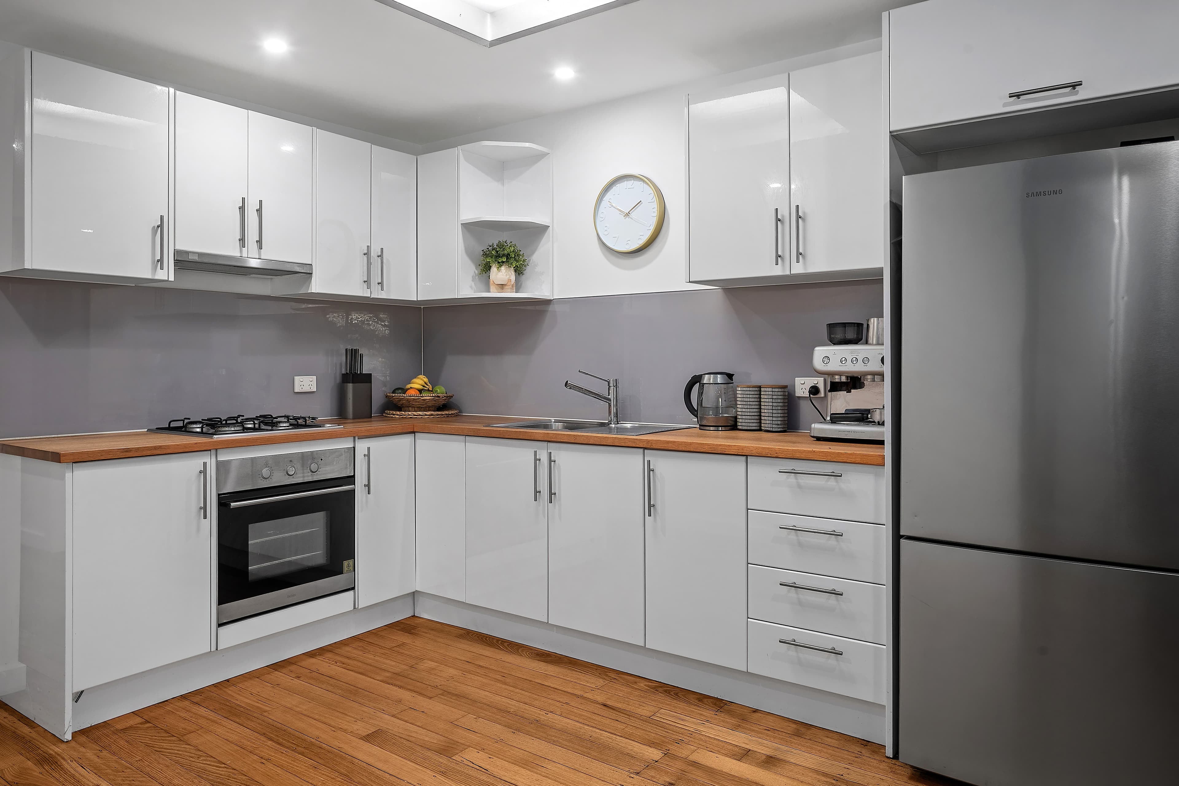 6 Cockatoo Avenue, COCKATOO, Cockatoo - Thumbnail 2