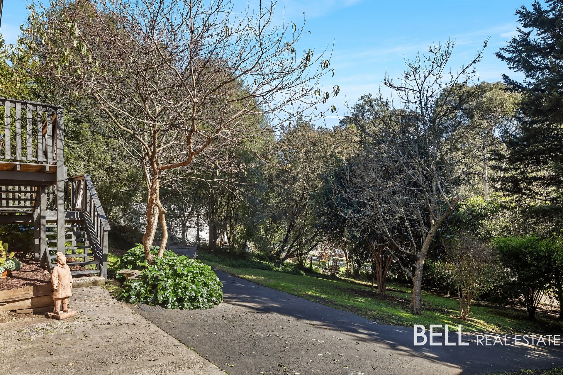 66 Woori Yallock Road, COCKATOO, Cockatoo - Thumbnail 2