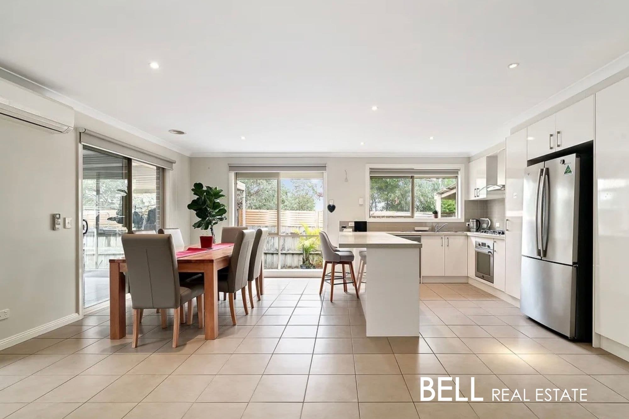 10 Buttler Street, KILSYTH, Kilsyth - Thumbnail 4