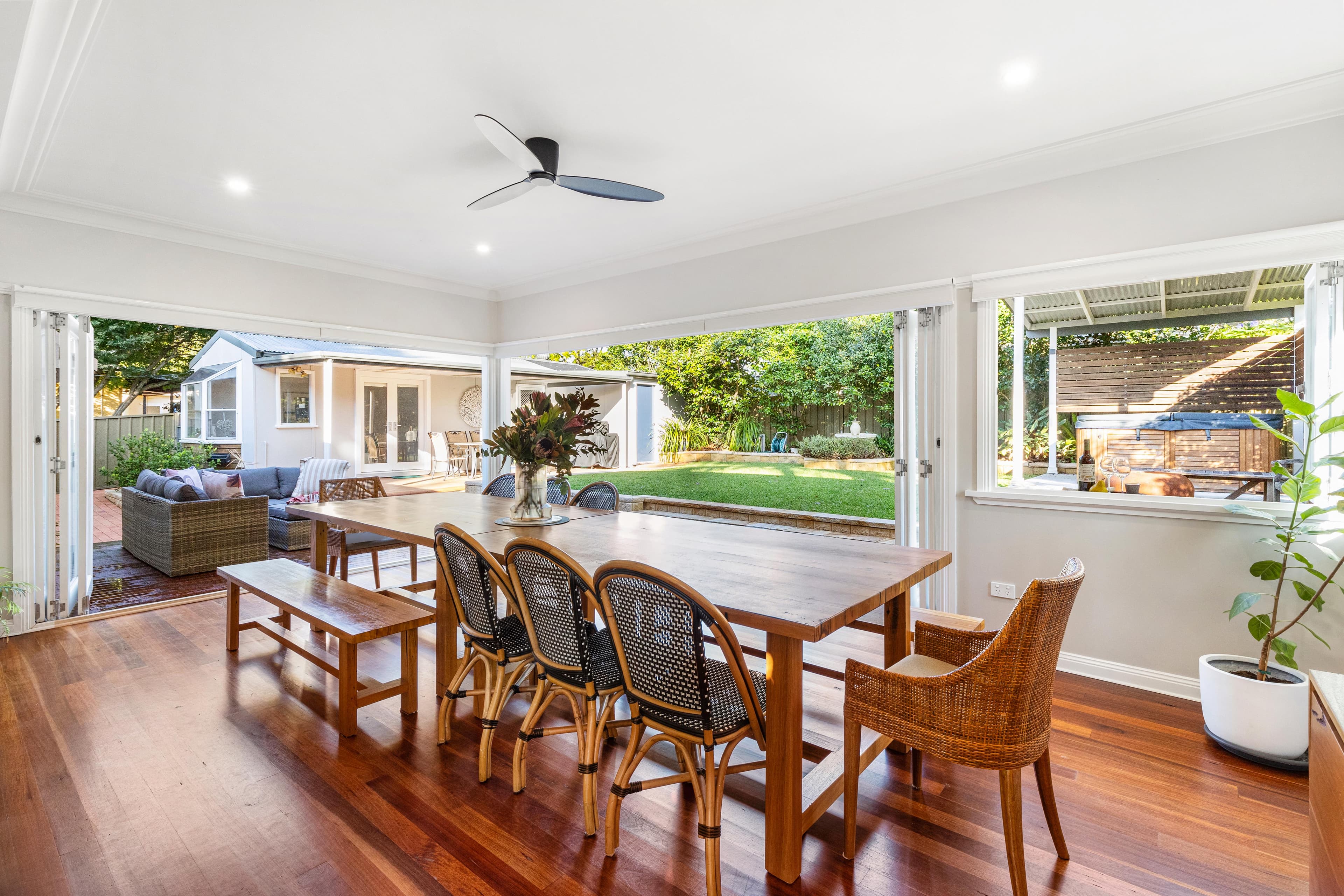 9 Ross Crescent, BLAXLAND, Blaxland - Thumbnail 6