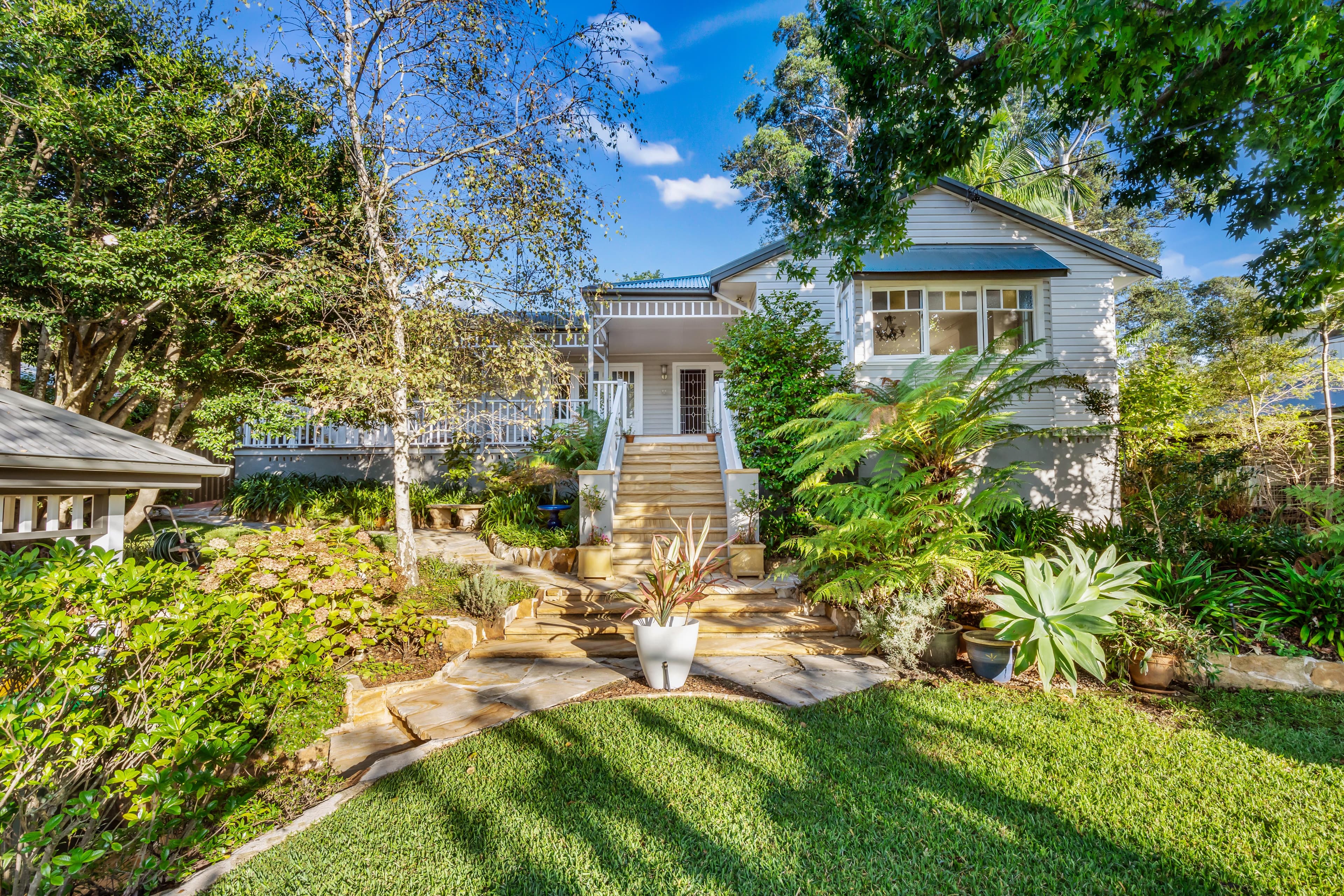 9 Ross Crescent, BLAXLAND, Blaxland - Image 1