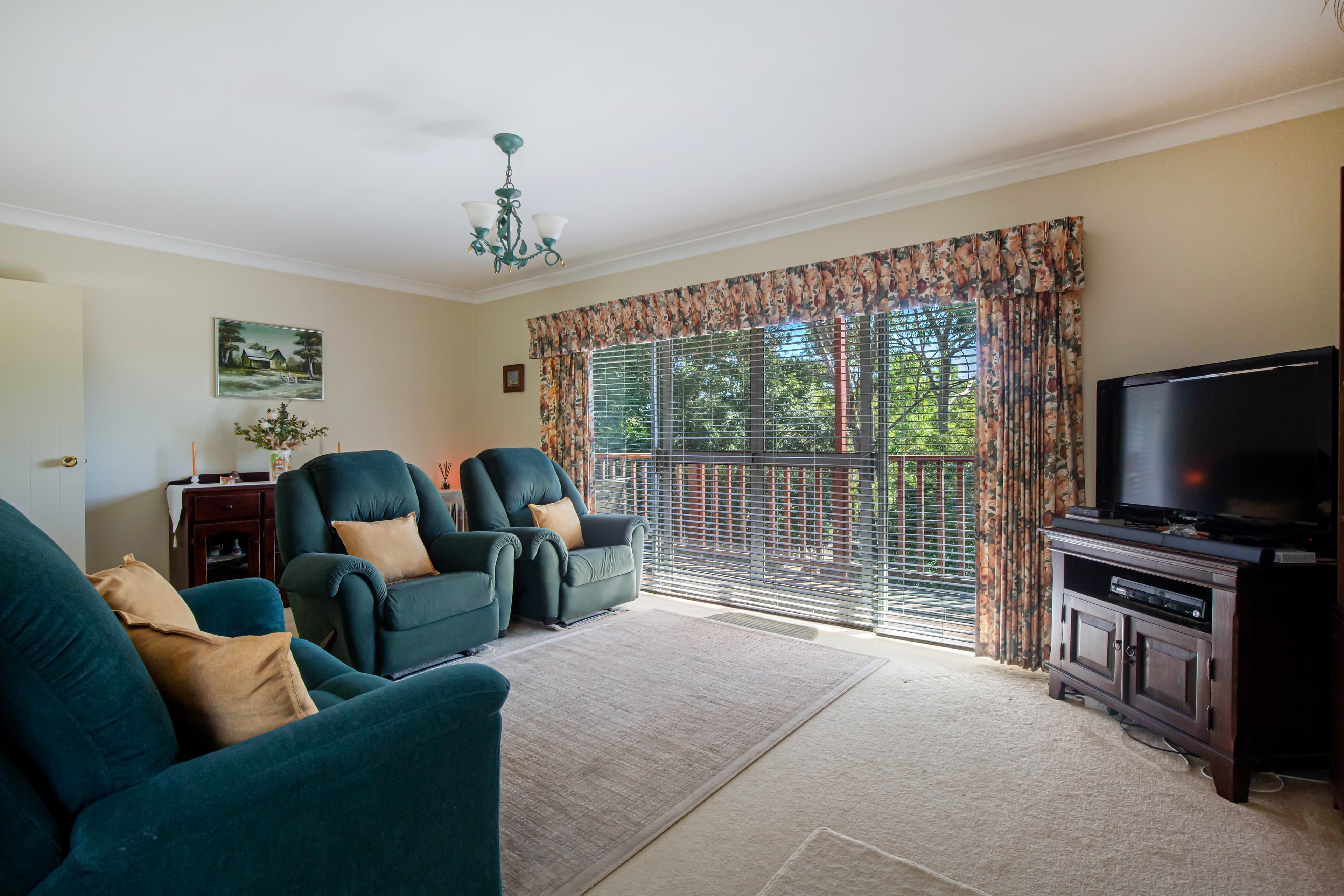32 Grand View Drive, MOUNT RIVERVIEW, Mount Riverview - Thumbnail 5