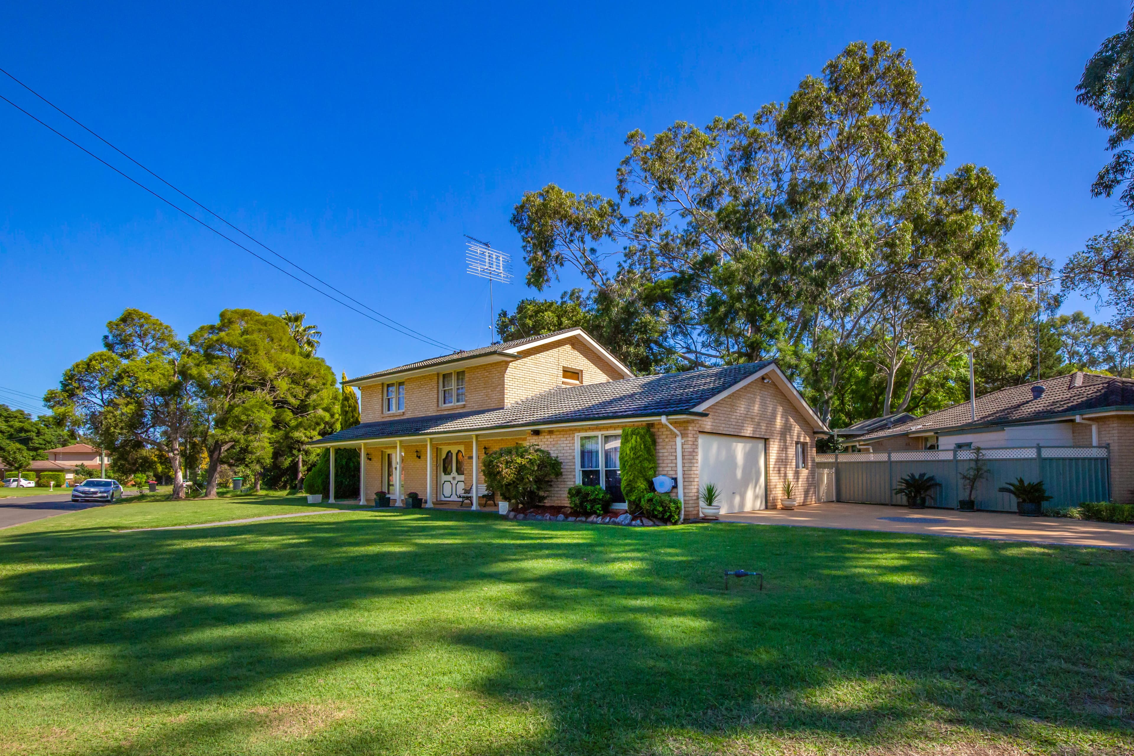 11 Avoca Avenue, EMU PLAINS, Emu Plains - Thumbnail 2