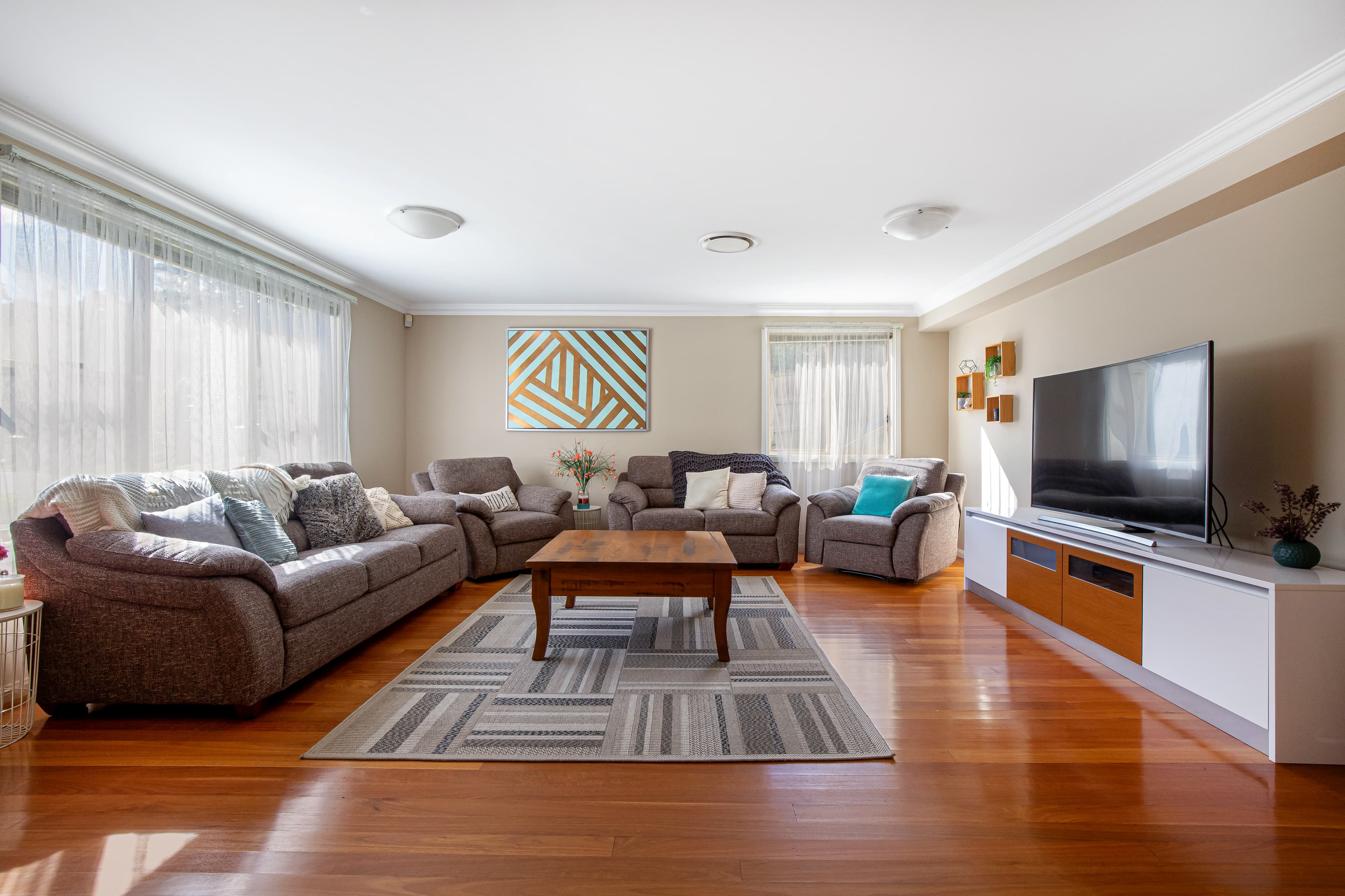 1 Pippas Lane, BLAXLAND, Blaxland - Thumbnail 3