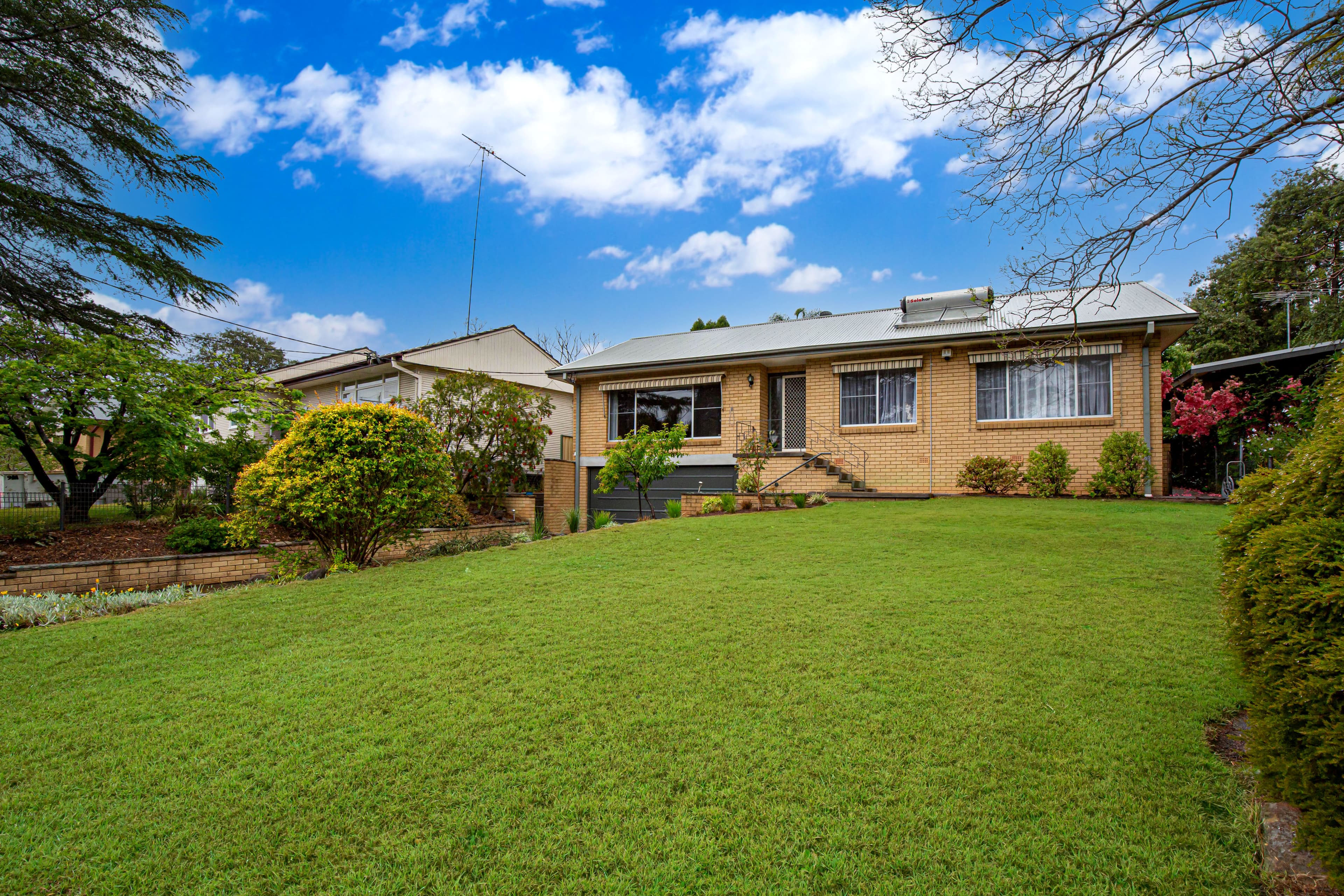 18 The High Road, BLAXLAND, Blaxland - Thumbnail 2