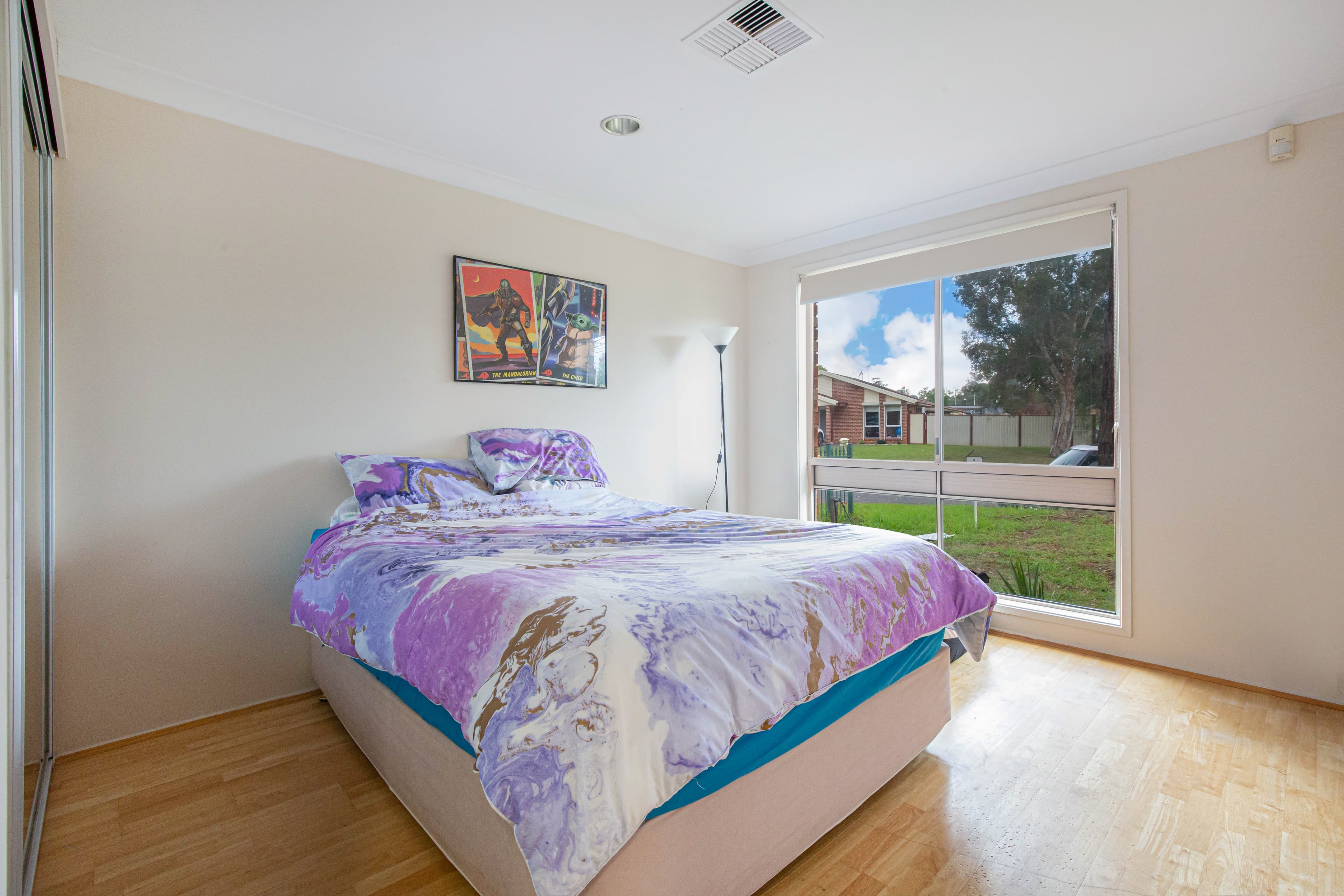 4 Werona Avenue, CLAREMONT MEADOWS, Claremont Meadows - Thumbnail 2