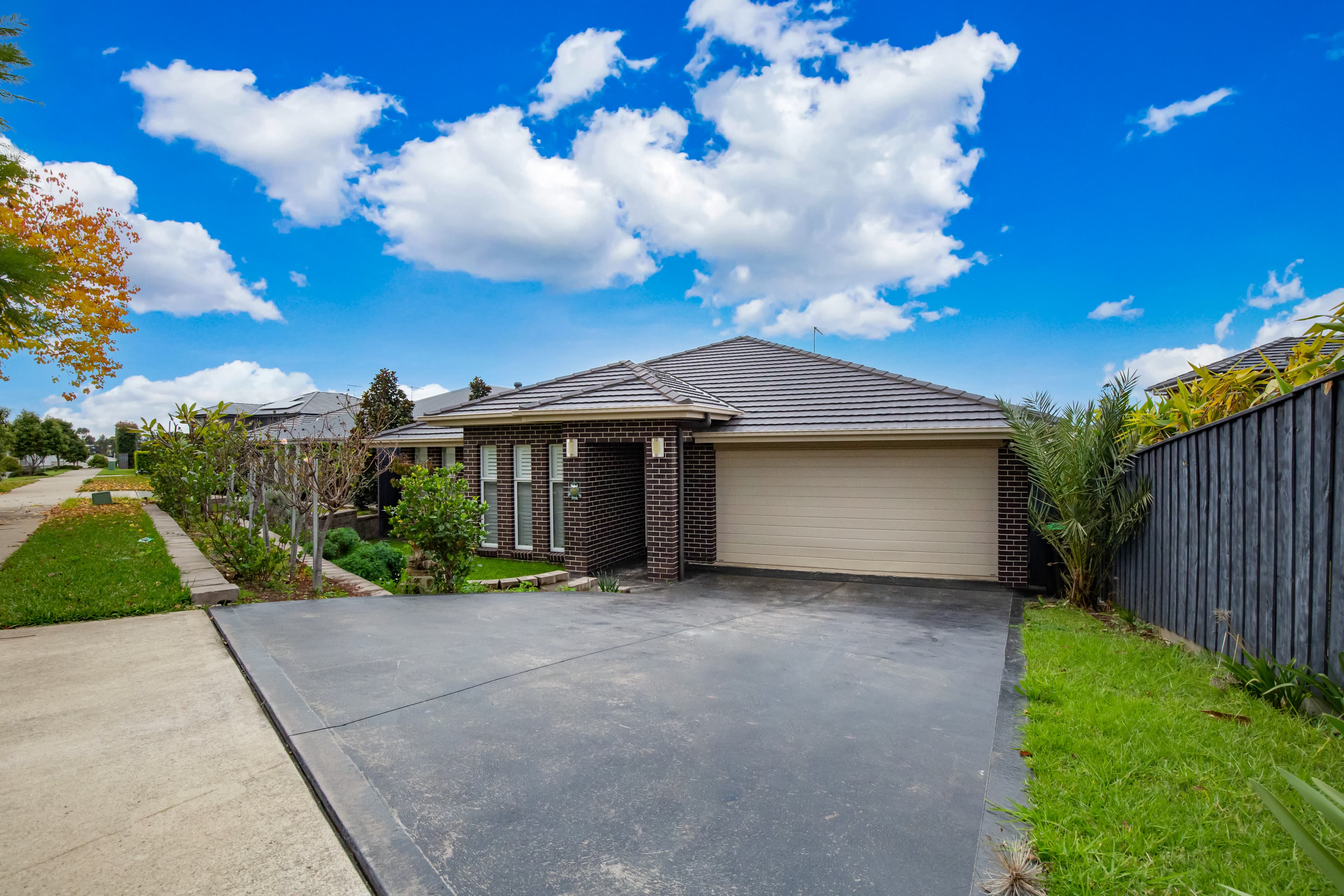 44 Sterling Street, Dubbo - Image 1