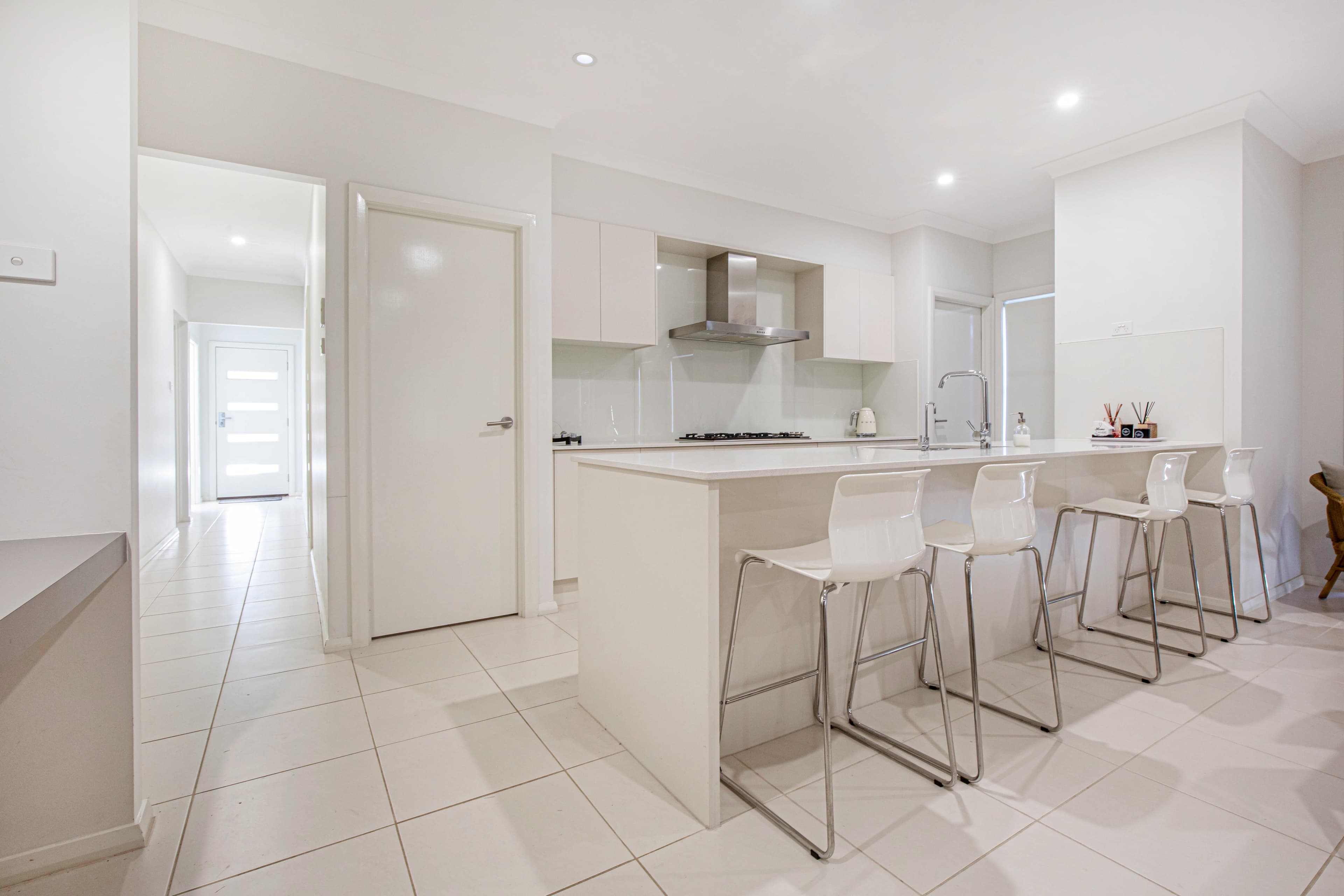 8 Milpera Street, JORDAN SPRINGS, Jordan Springs - Thumbnail 6