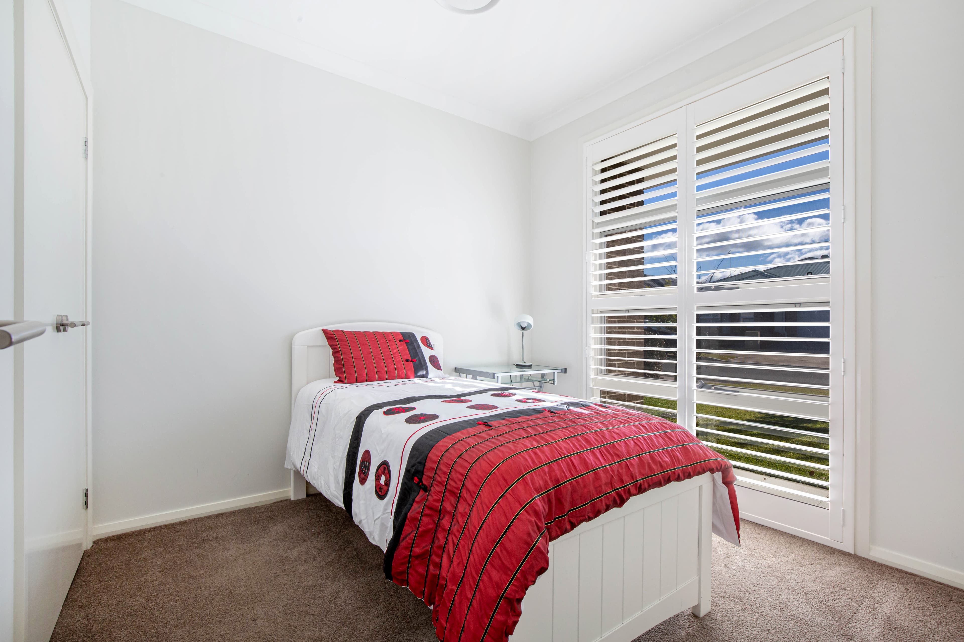 8 Milpera Street, JORDAN SPRINGS, Jordan Springs - Thumbnail 2