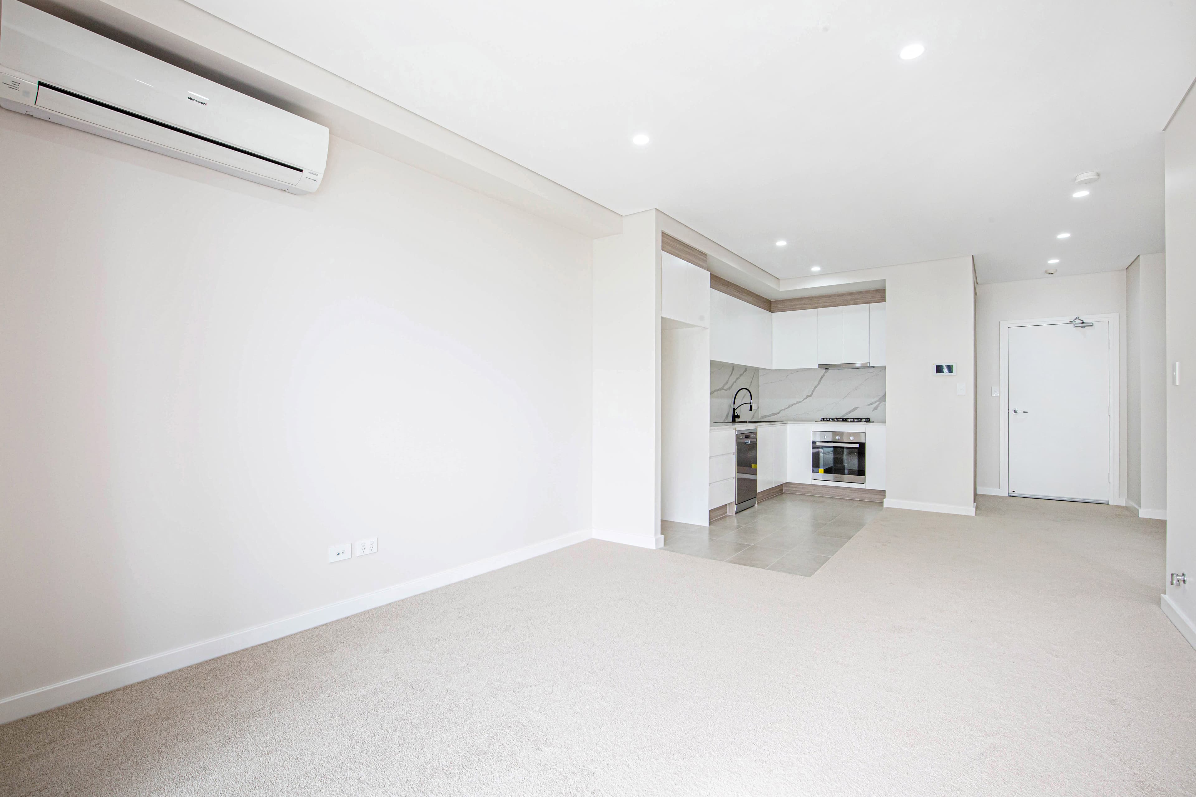 302/8-10 Fulton Street, PENRITH, Penrith - Thumbnail 5