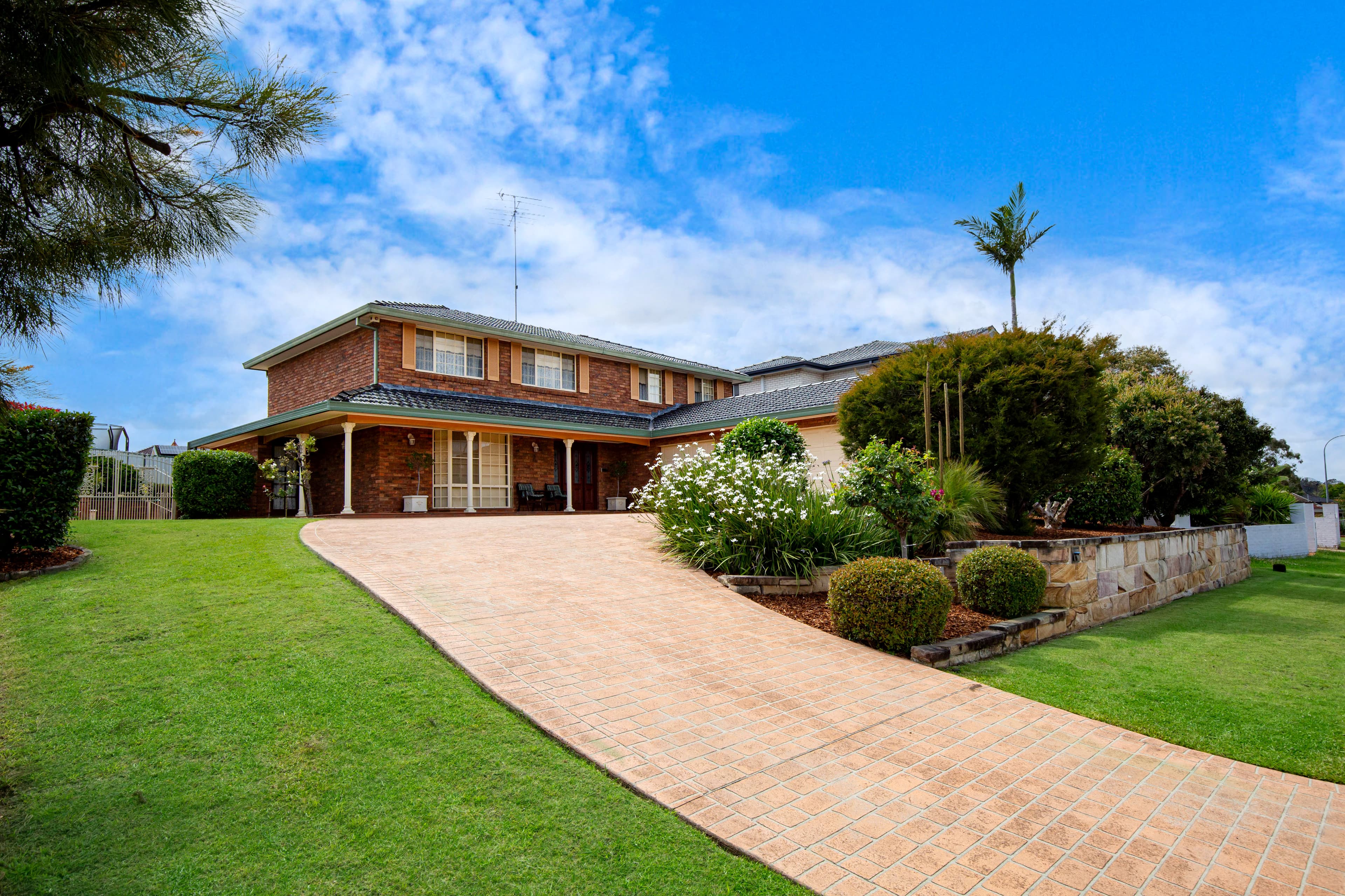 2 Harpur Close, GLENMORE PARK, Glenmore Park - Image 1