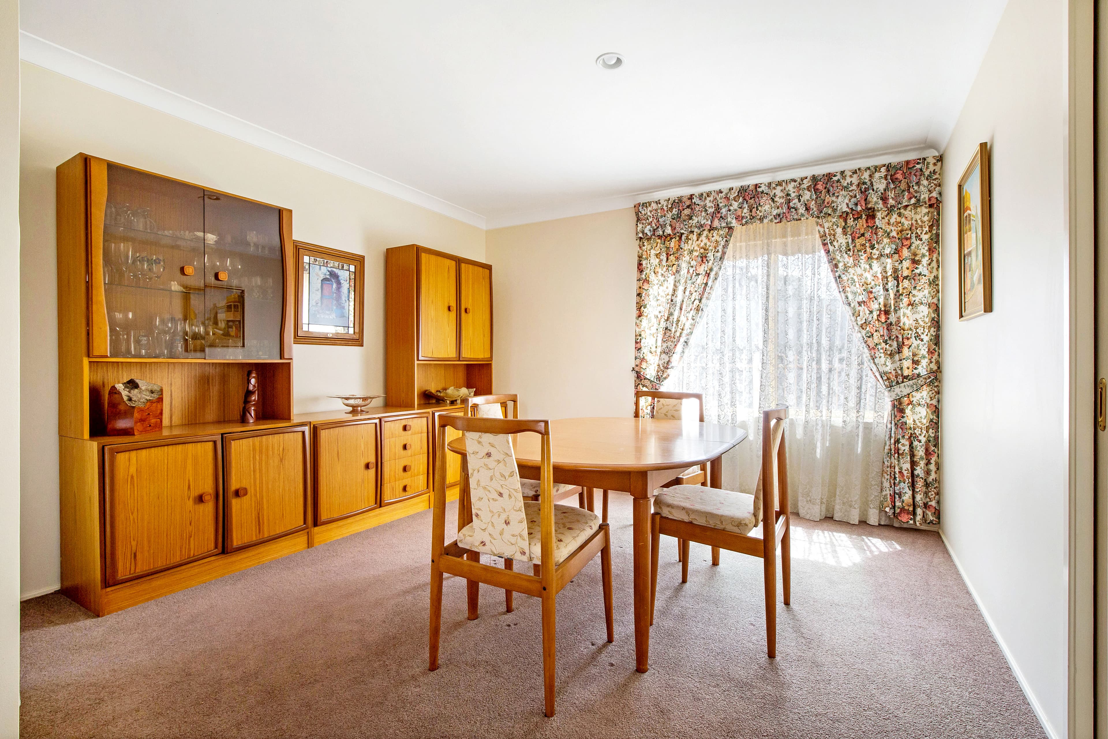 2 Harpur Close, GLENMORE PARK, Glenmore Park - Thumbnail 8