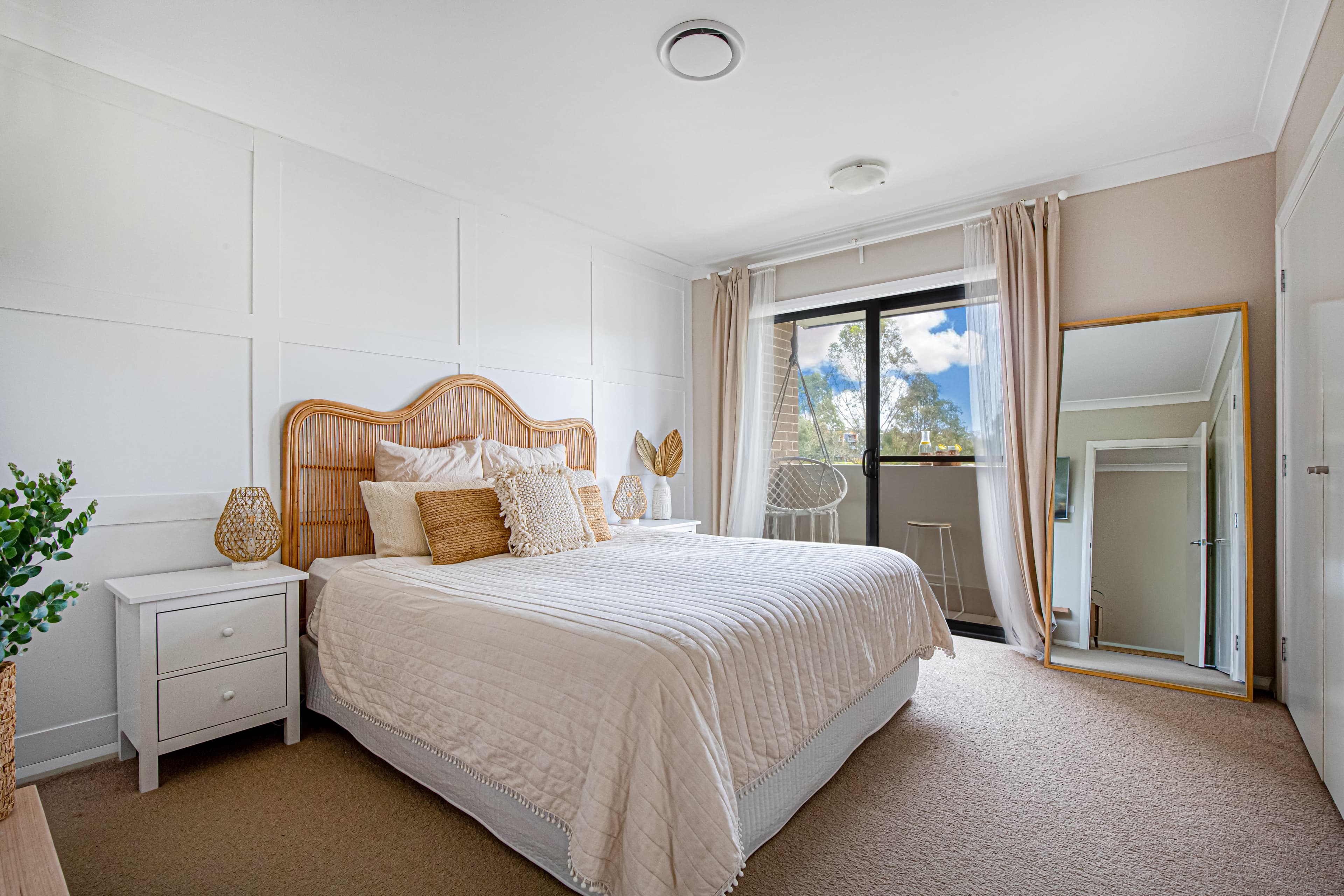 29 Carcoola Way, JORDAN SPRINGS, Jordan Springs - Thumbnail 2