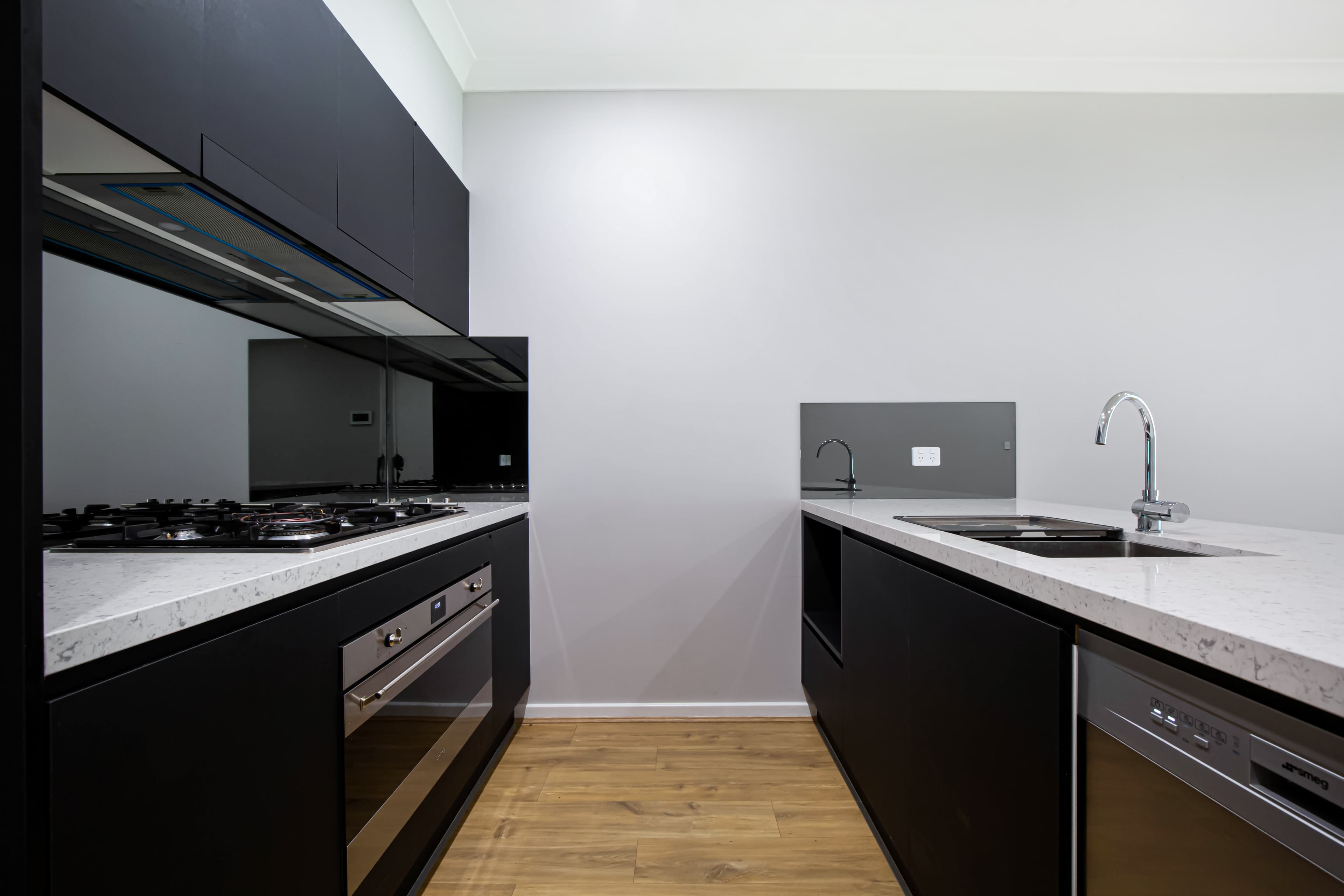 2/11 Calver Avenue, MOUNT RIVERVIEW, Mount Riverview - Thumbnail 4