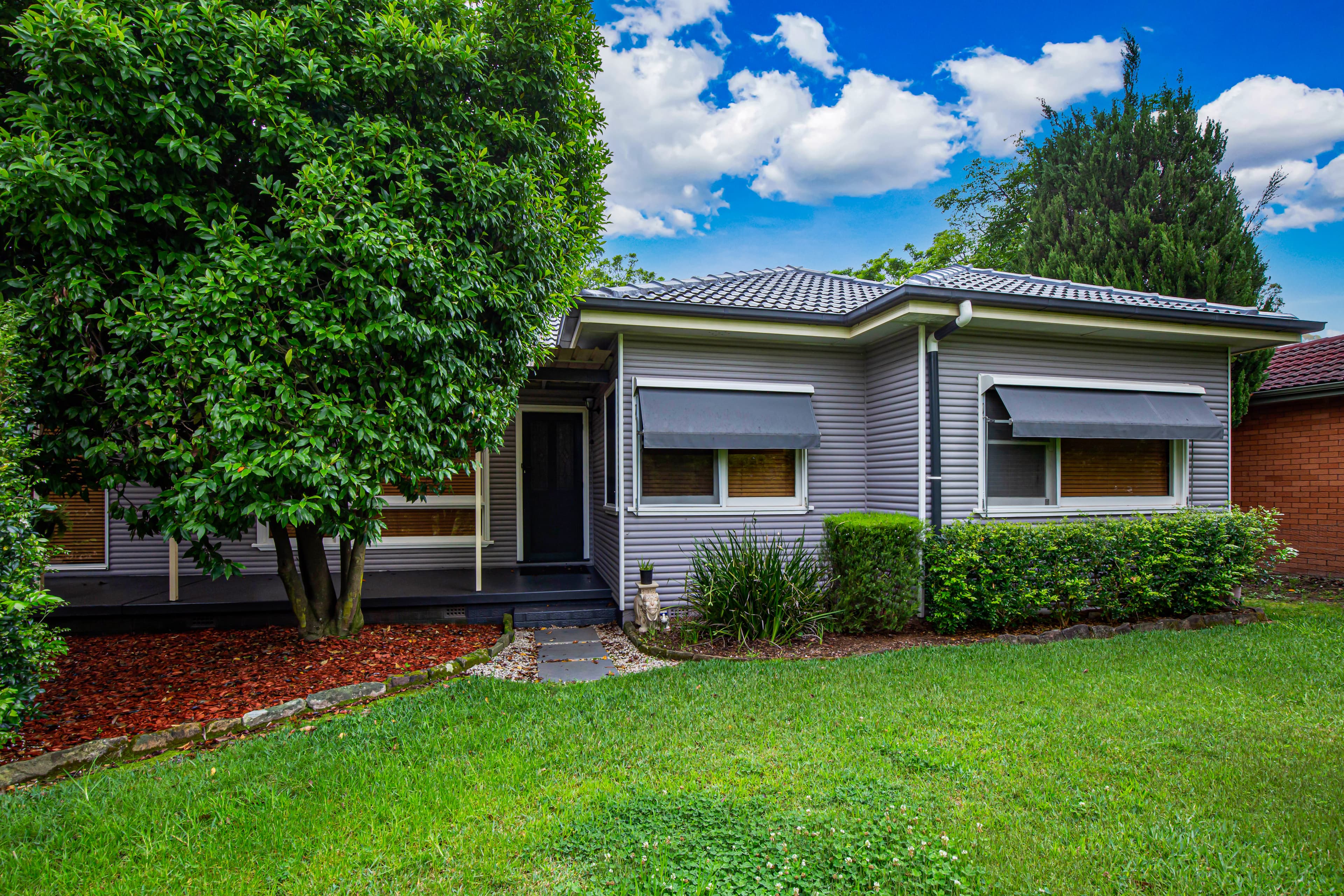 42 Heather Road, WINMALEE, Winmalee - Image 1