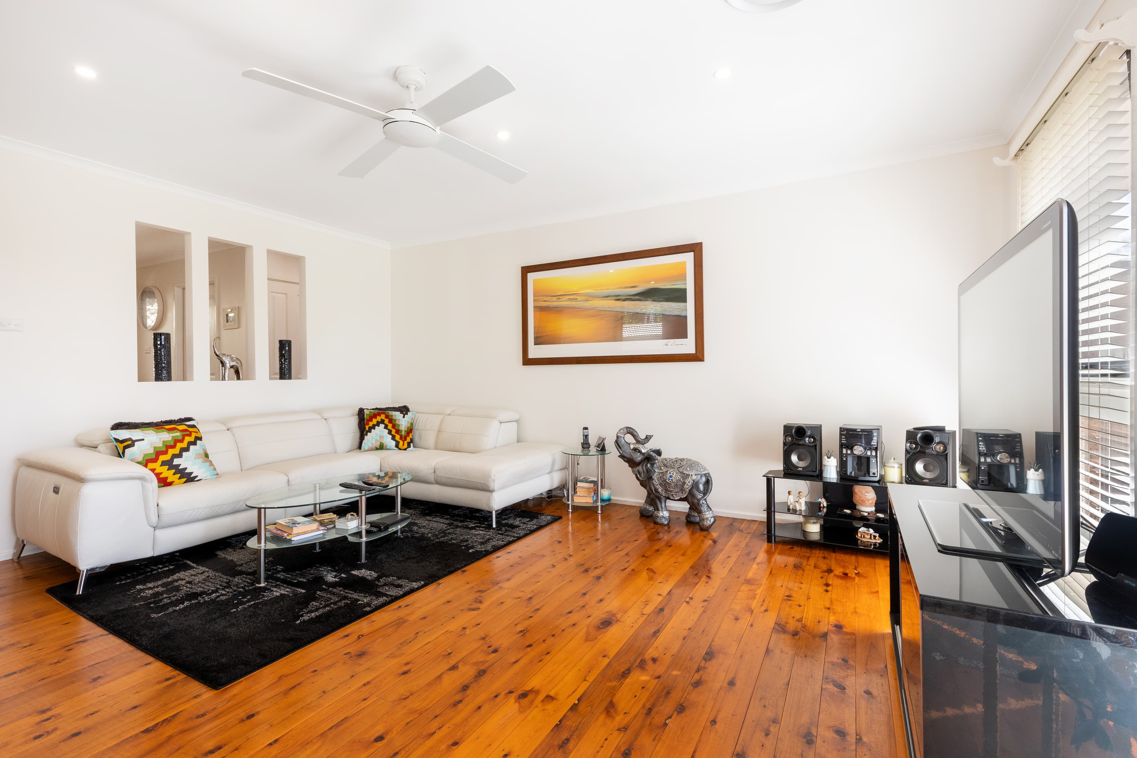 4 Crawford Street, EMU PLAINS, Emu Plains - Thumbnail 2