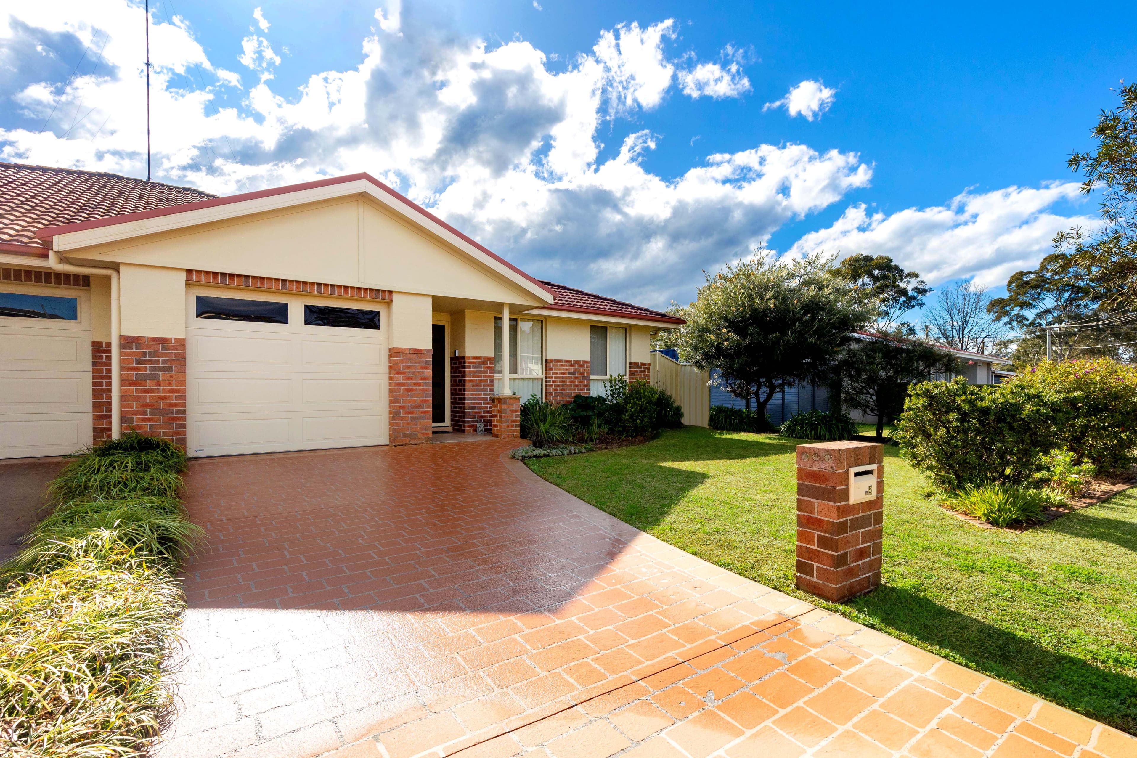 2/5 Chesterfield Road, SOUTH PENRITH, South Penrith - Image 1