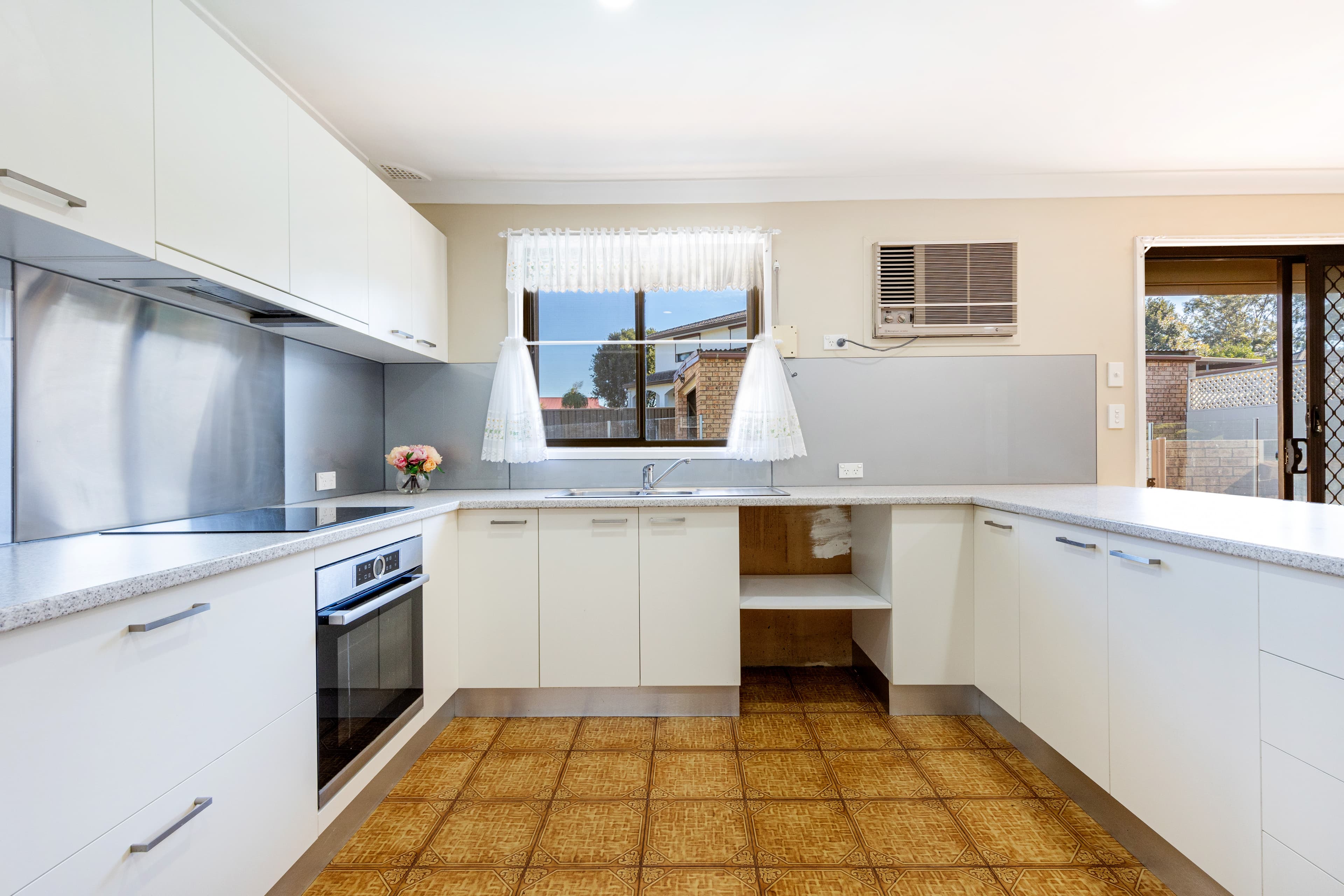 123 Bringelly Road, KINGSWOOD, Kingswood - Thumbnail 3
