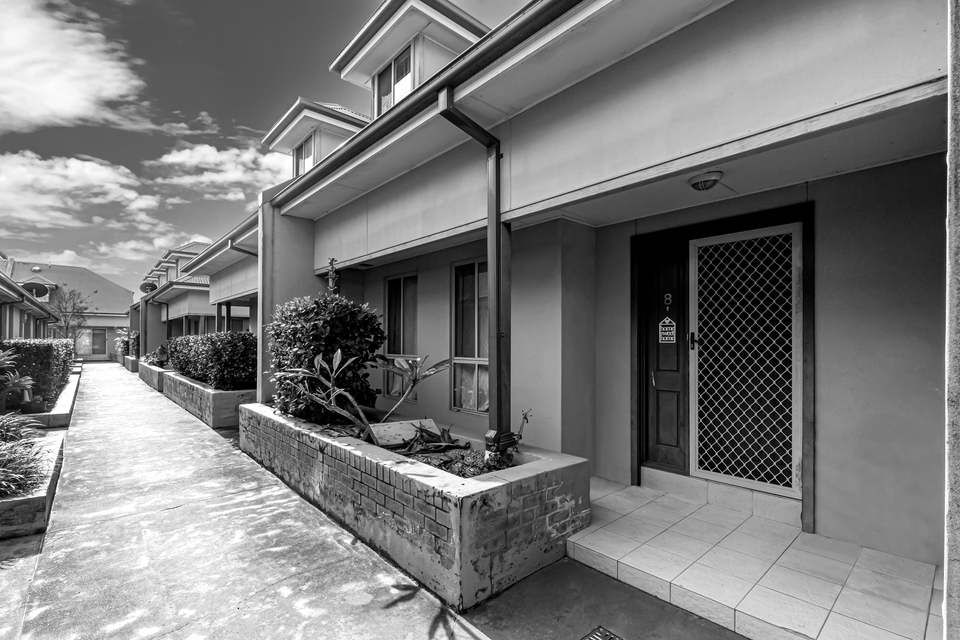 8/98-102 Victoria Street, WERRINGTON, Werrington - Image 1