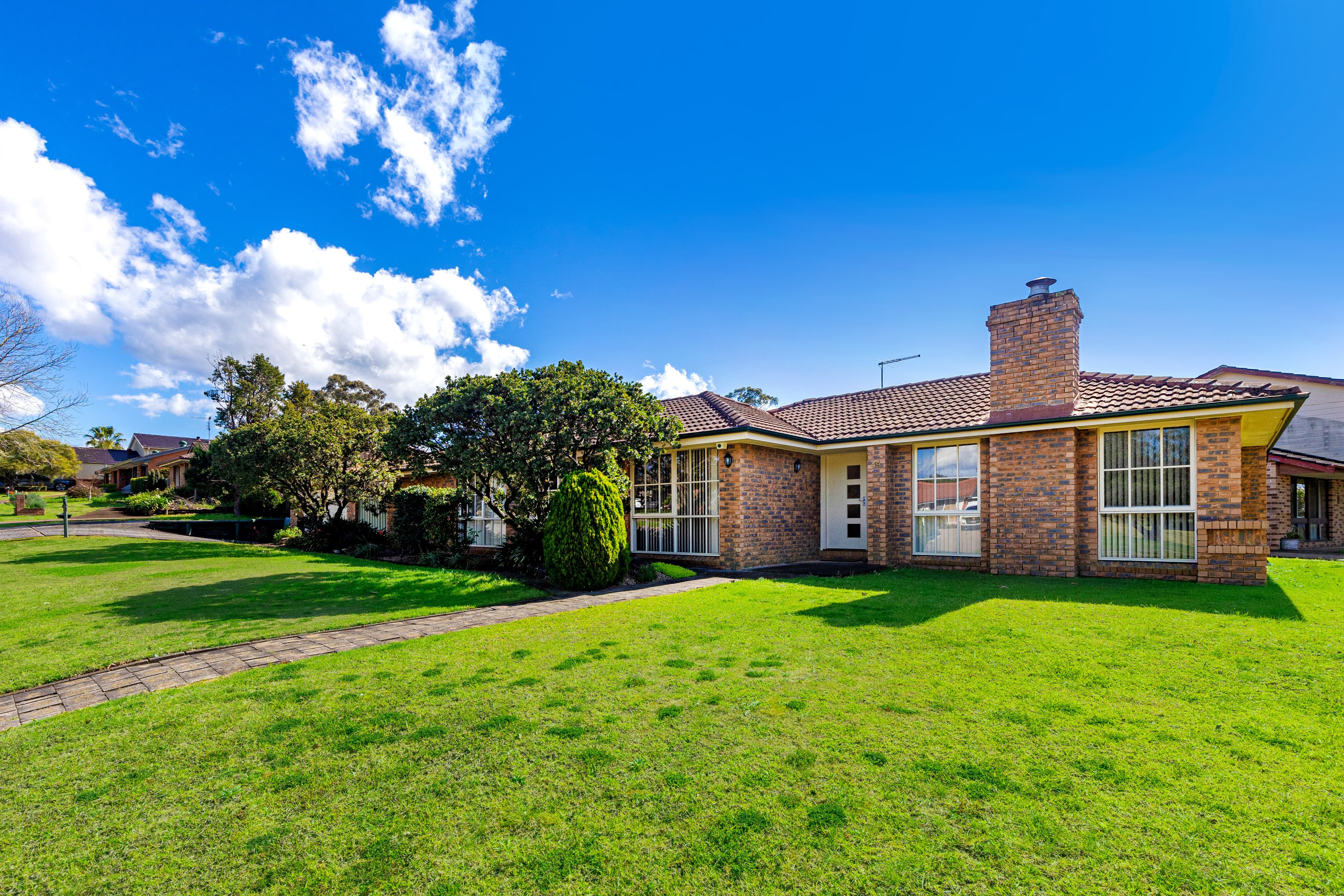 2 Calgaroo Crescent, KINGSWOOD, Kingswood - Thumbnail 2