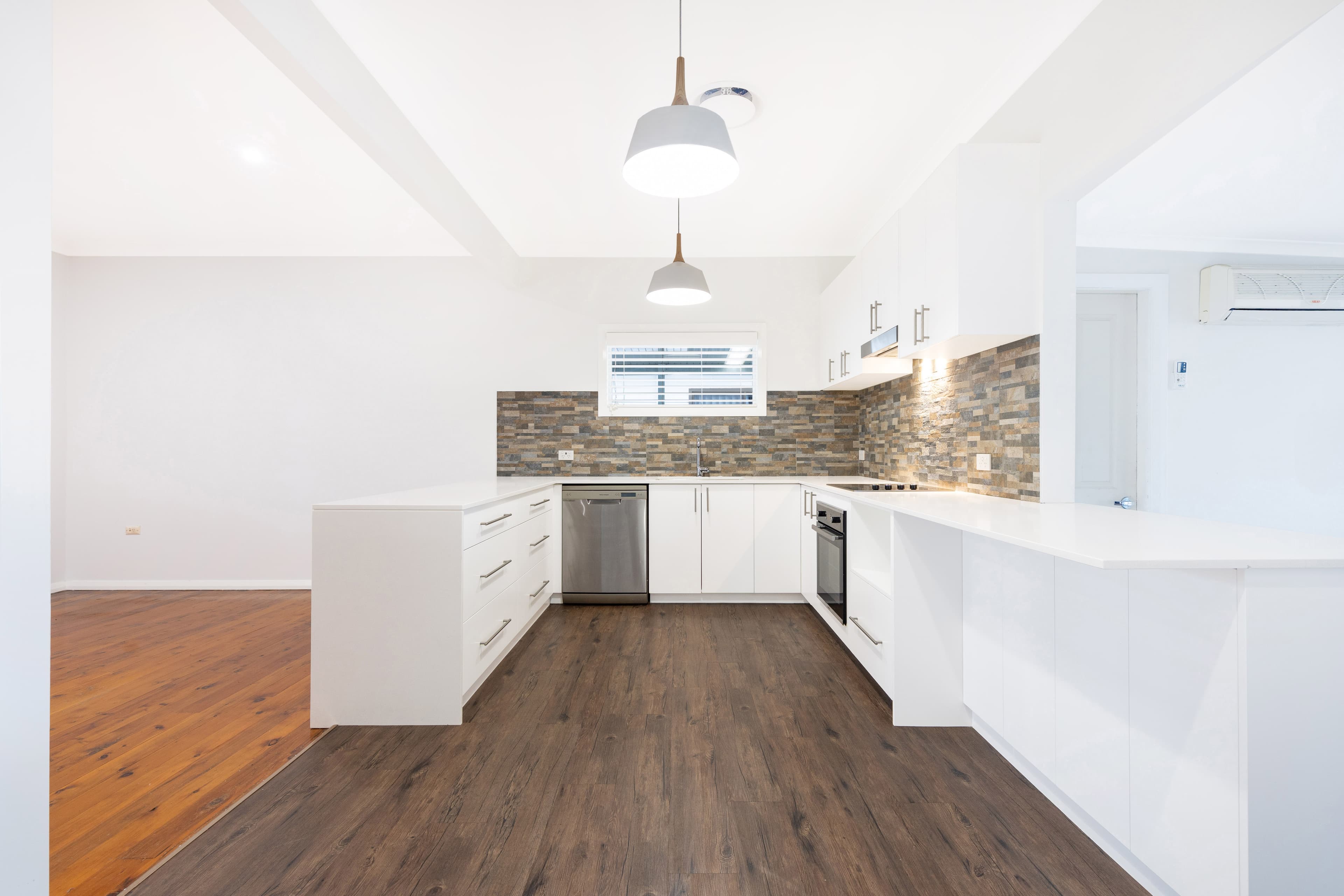 19 Upton Street, SOUTH PENRITH, South Penrith - Thumbnail 5