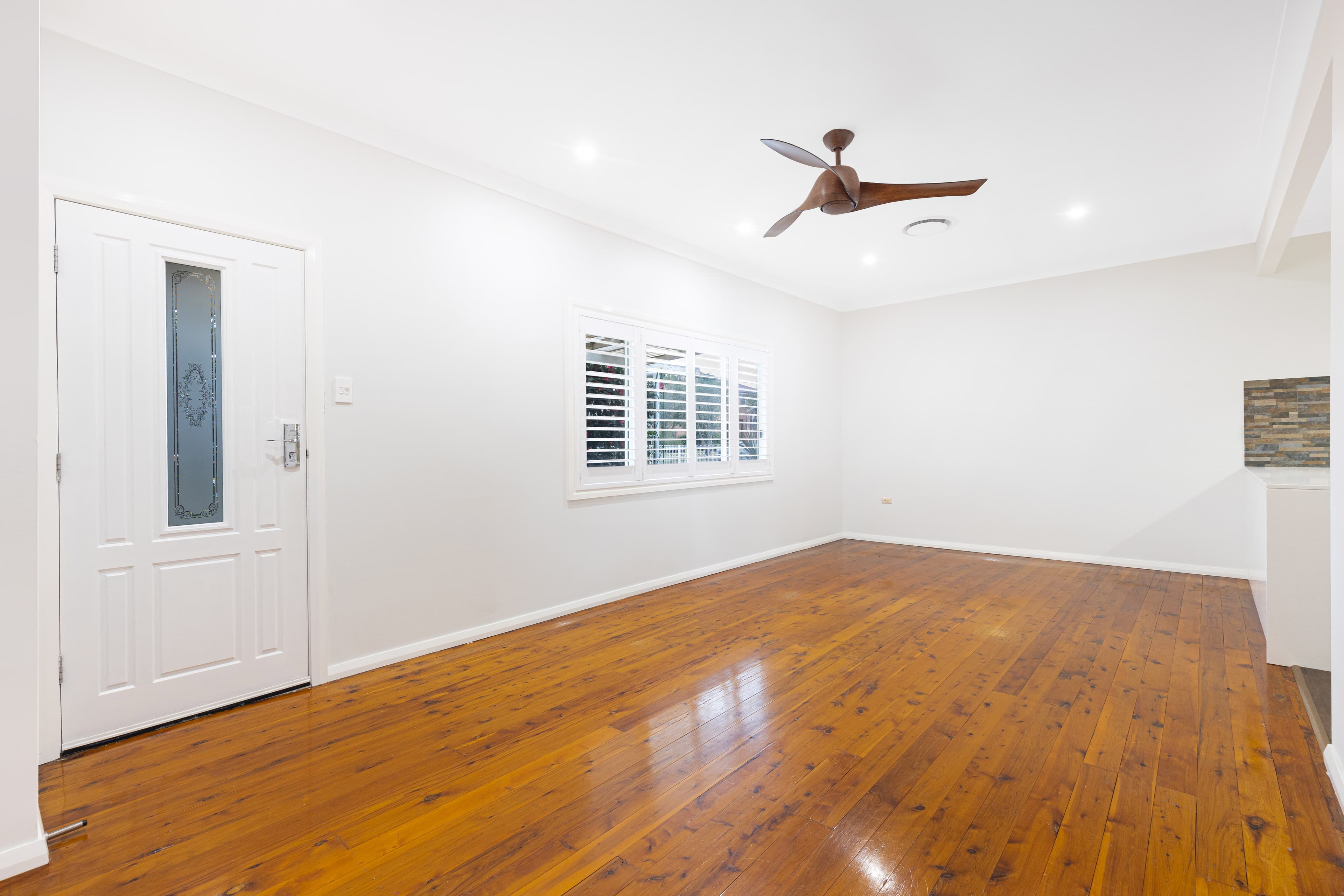 19 Upton Street, SOUTH PENRITH, South Penrith - Thumbnail 2