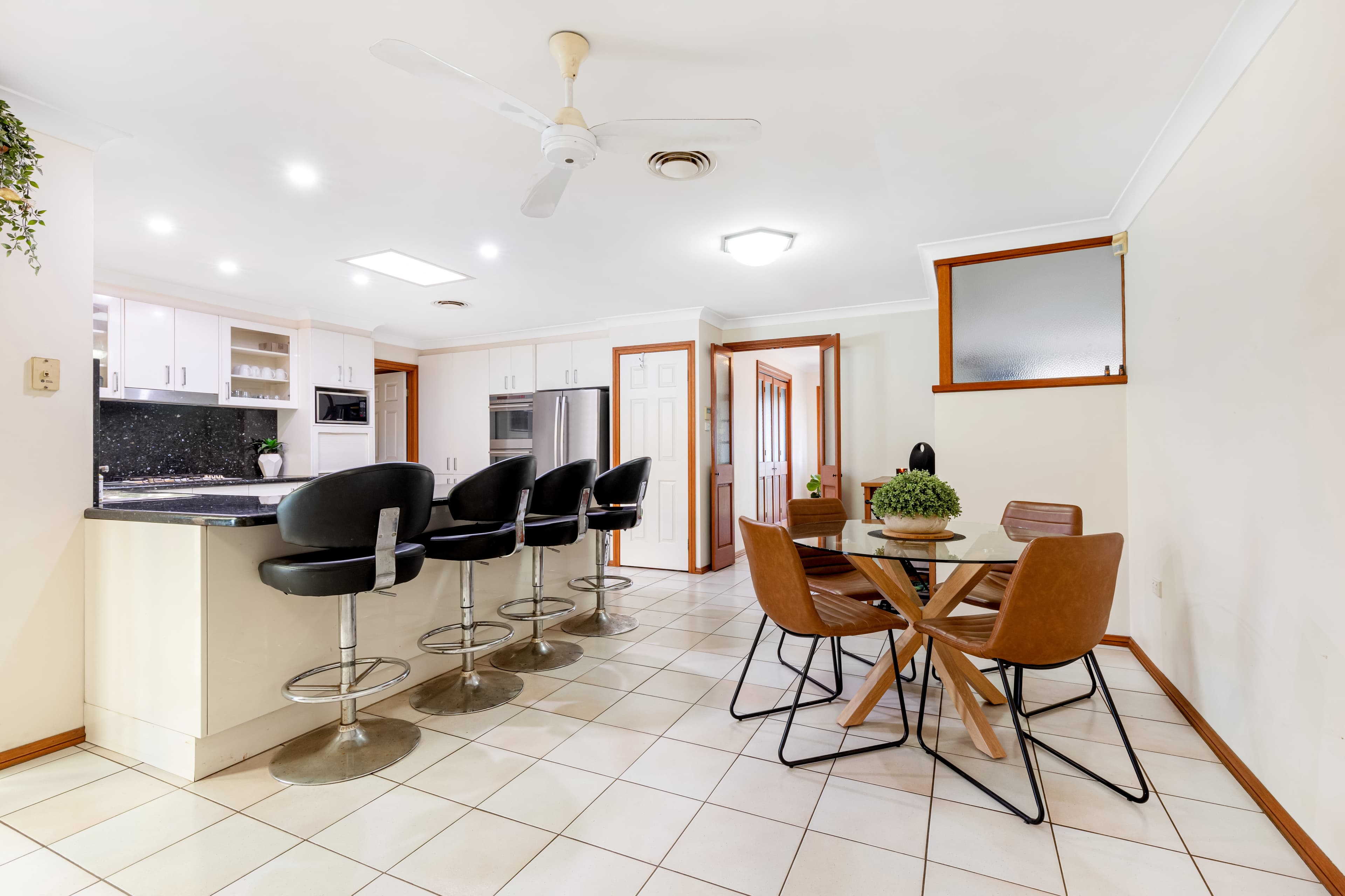 8 Banjo Paterson Close, GLENMORE PARK, Glenmore Park - Thumbnail 7