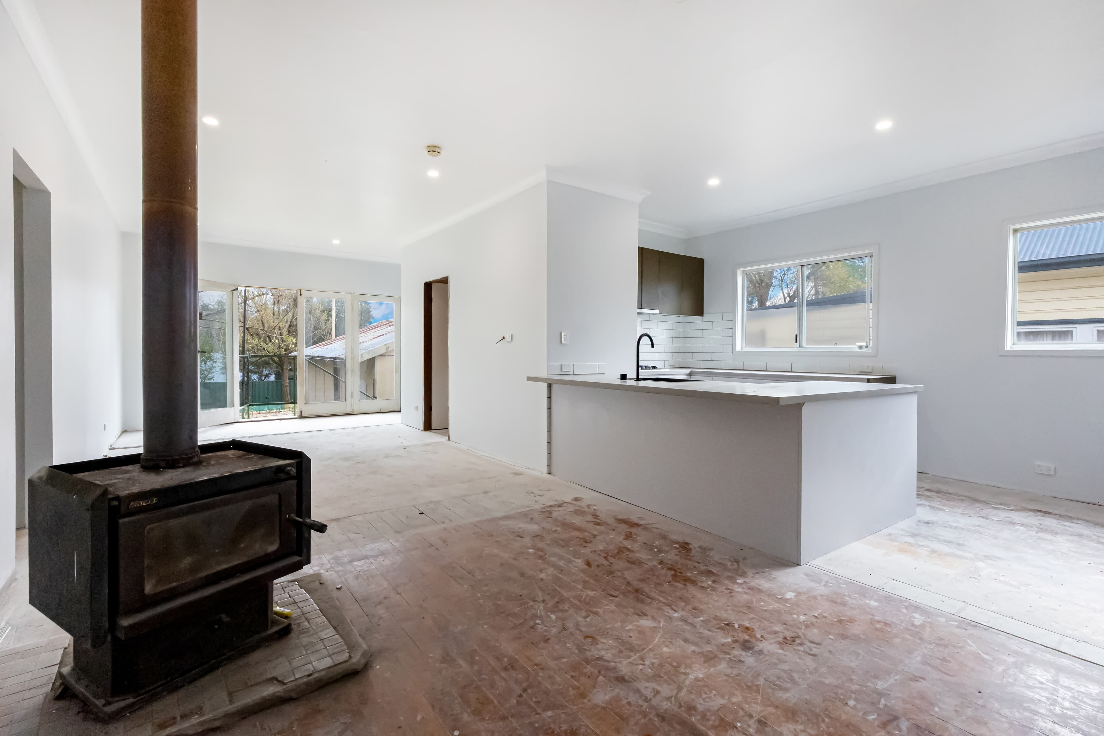 6 Tabor Street, GLENBROOK, Glenbrook - Thumbnail 3