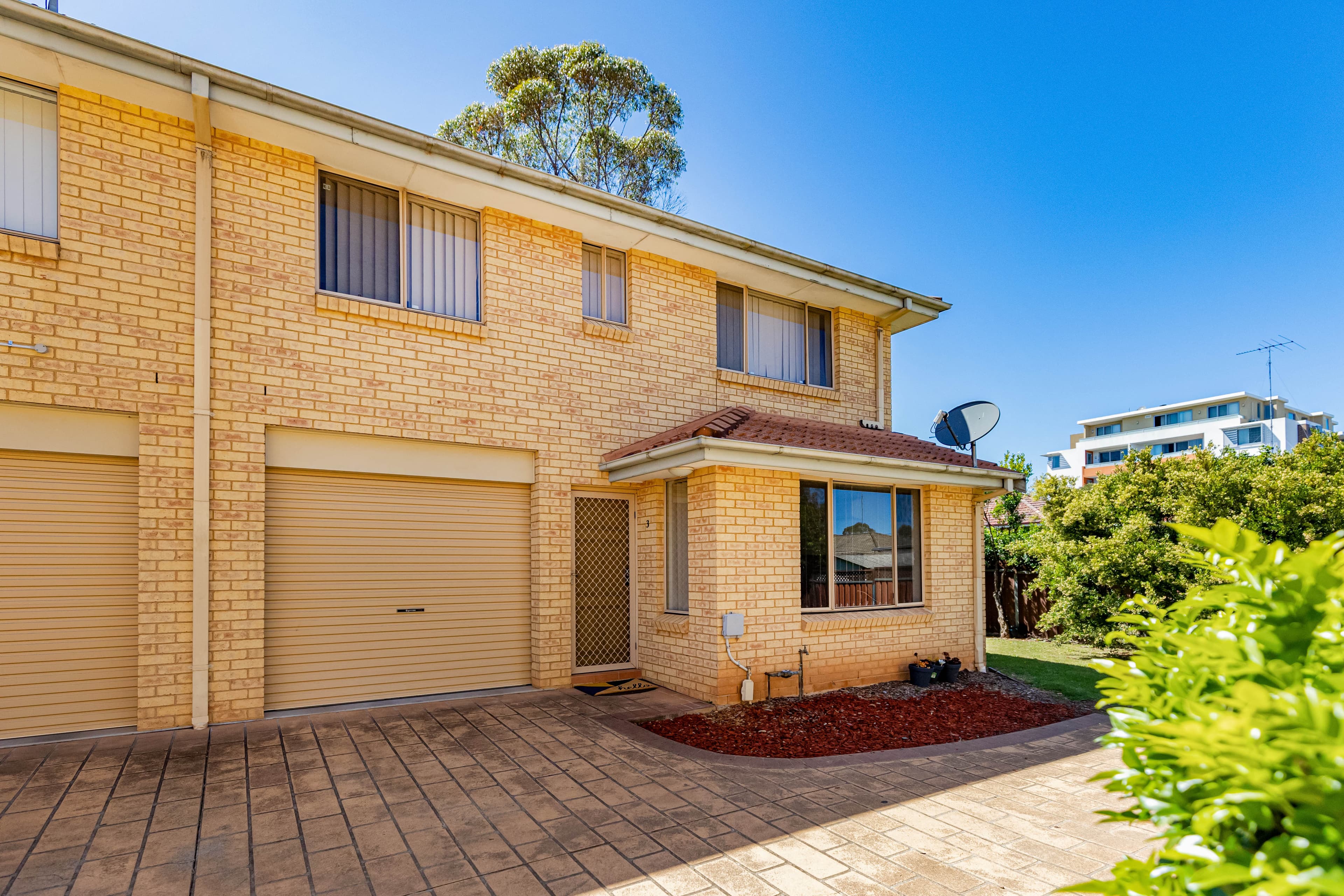 3/16-18 Lethbridge Street, PENRITH, Penrith - Thumbnail 2