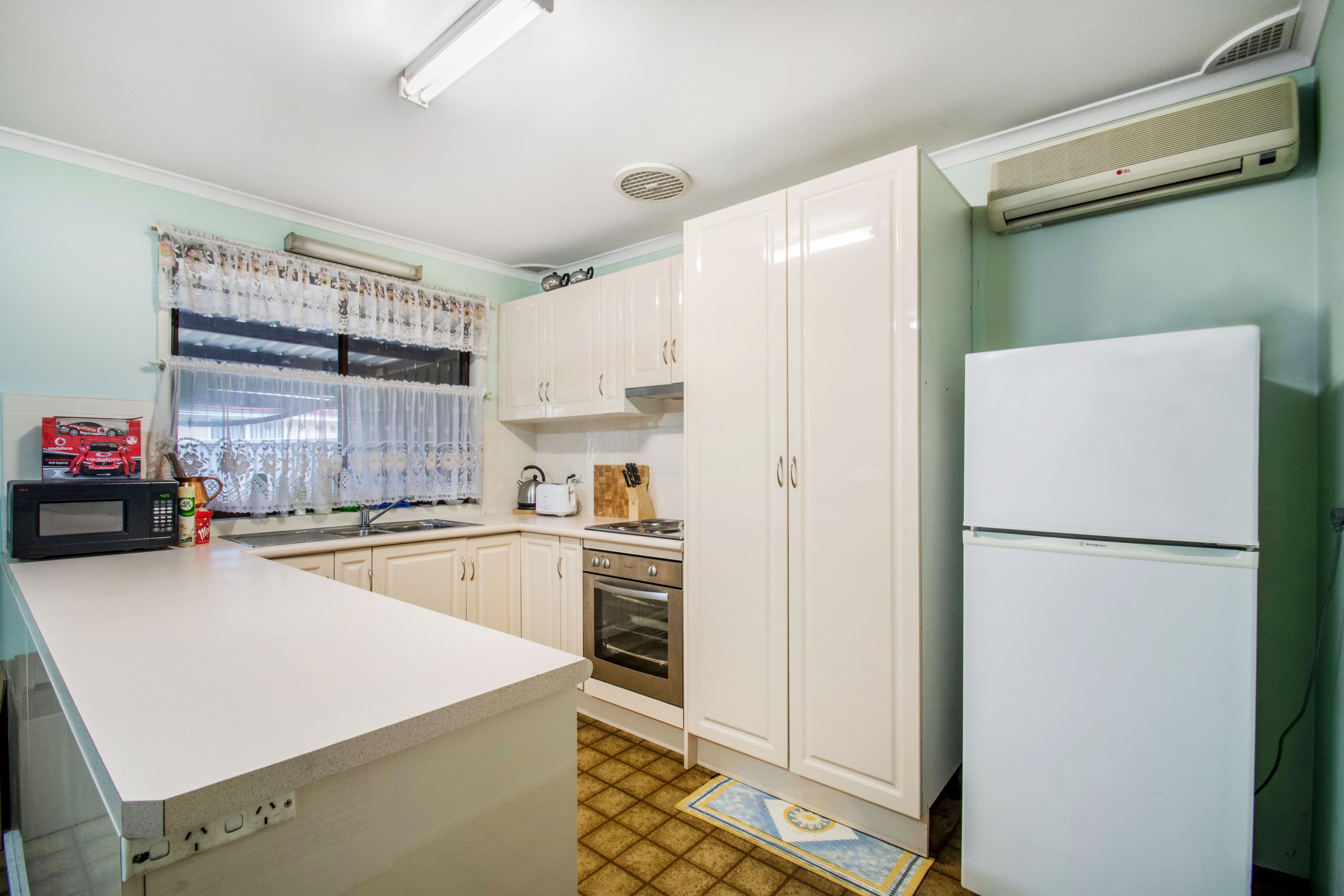 2 & 2a Fairfield Place, JAMISONTOWN, Jamisontown - Thumbnail 4