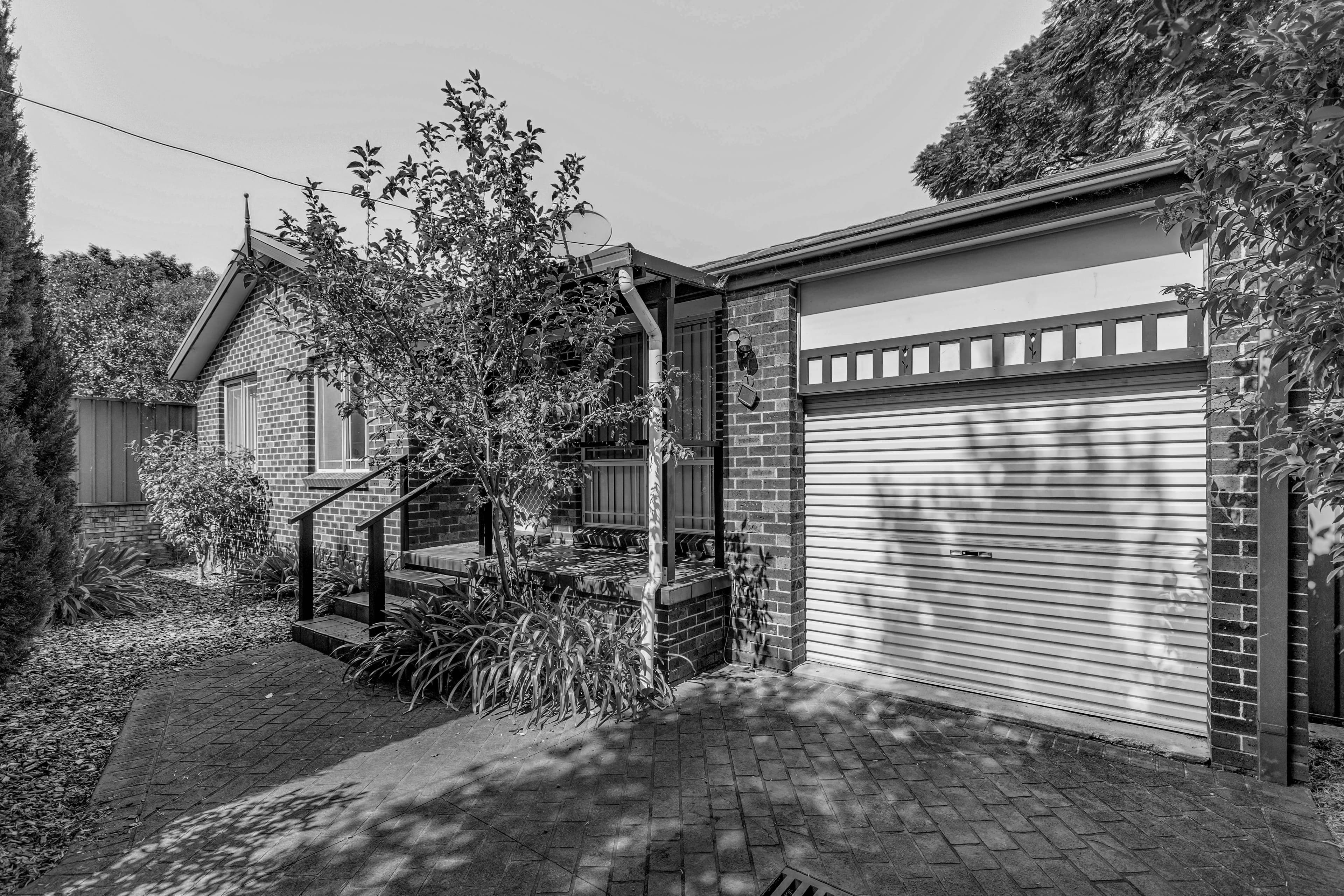 15 Webster Road, Lurnea - Image 1