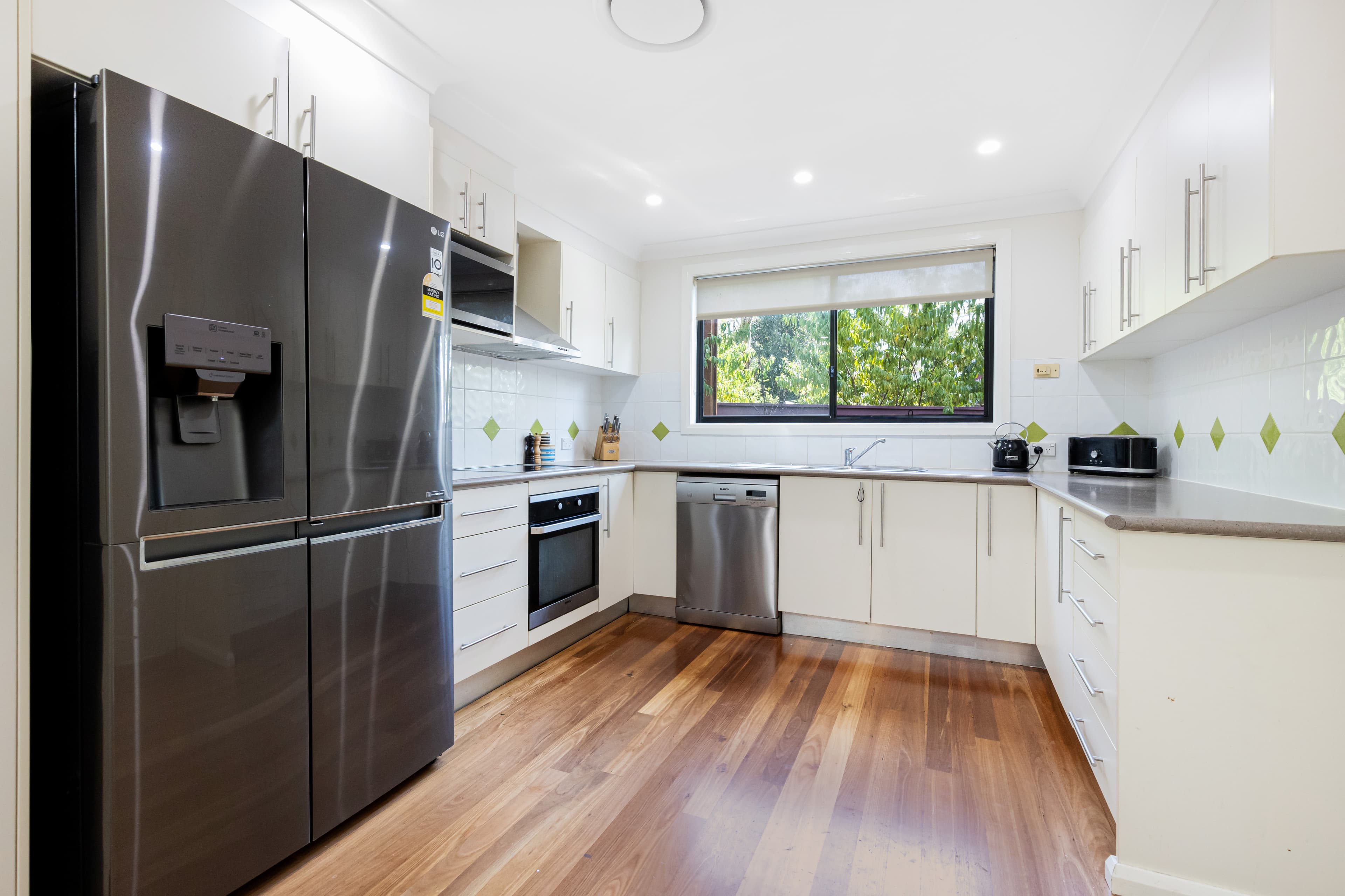 38 The Sanctuary Drive, LEONAY, Leonay - Thumbnail 7