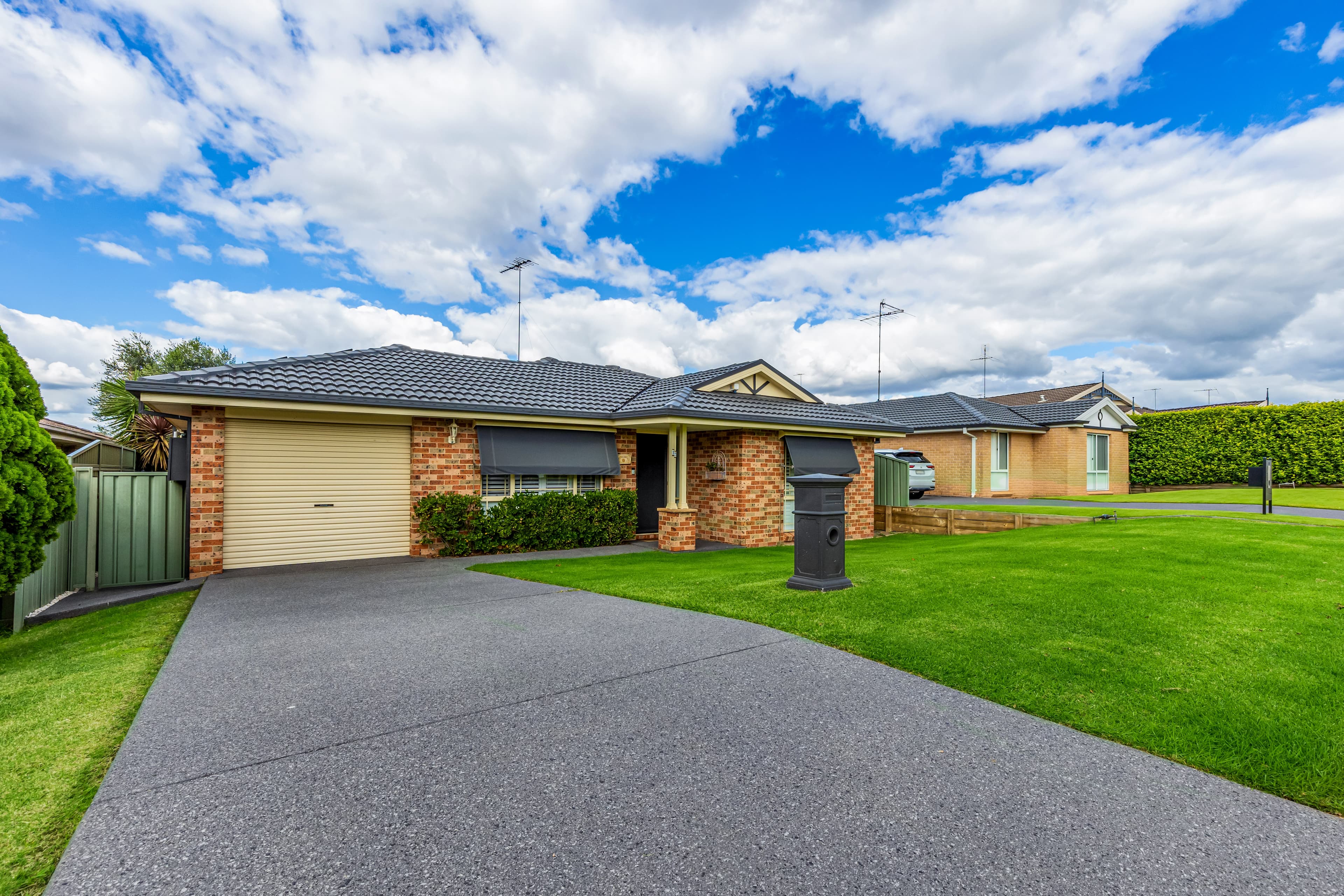 12 Corella Crescent, GLENMORE PARK, Glenmore Park - Thumbnail 2