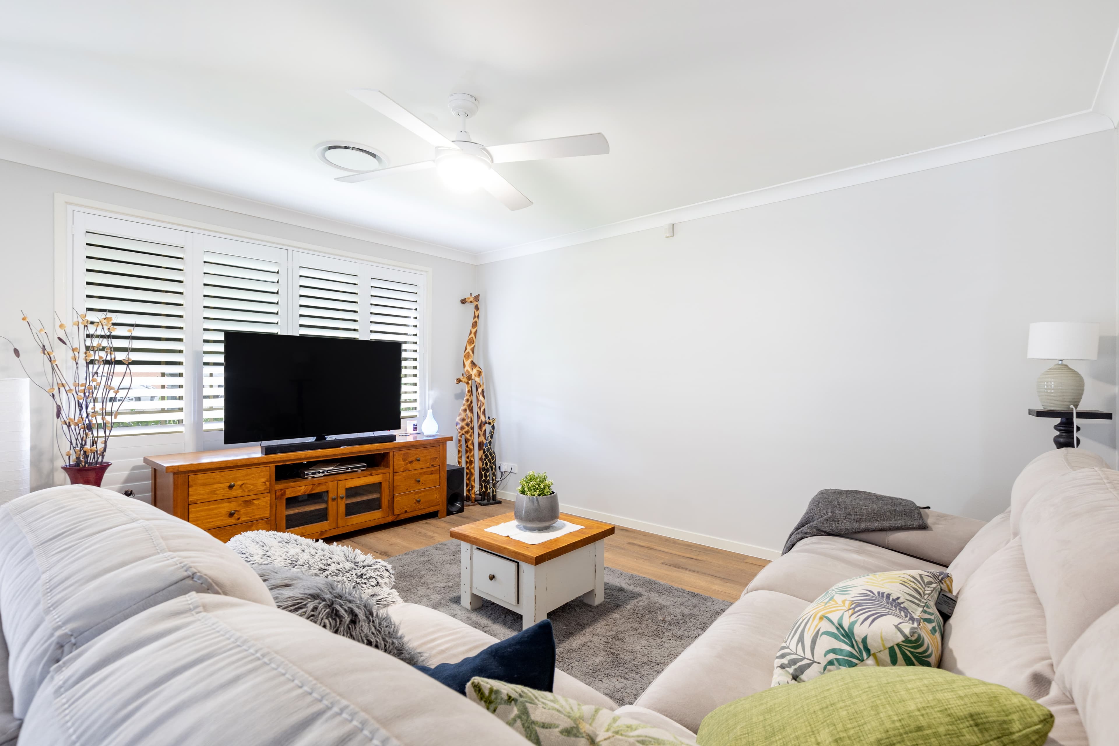 12 Corella Crescent, GLENMORE PARK, Glenmore Park - Thumbnail 3
