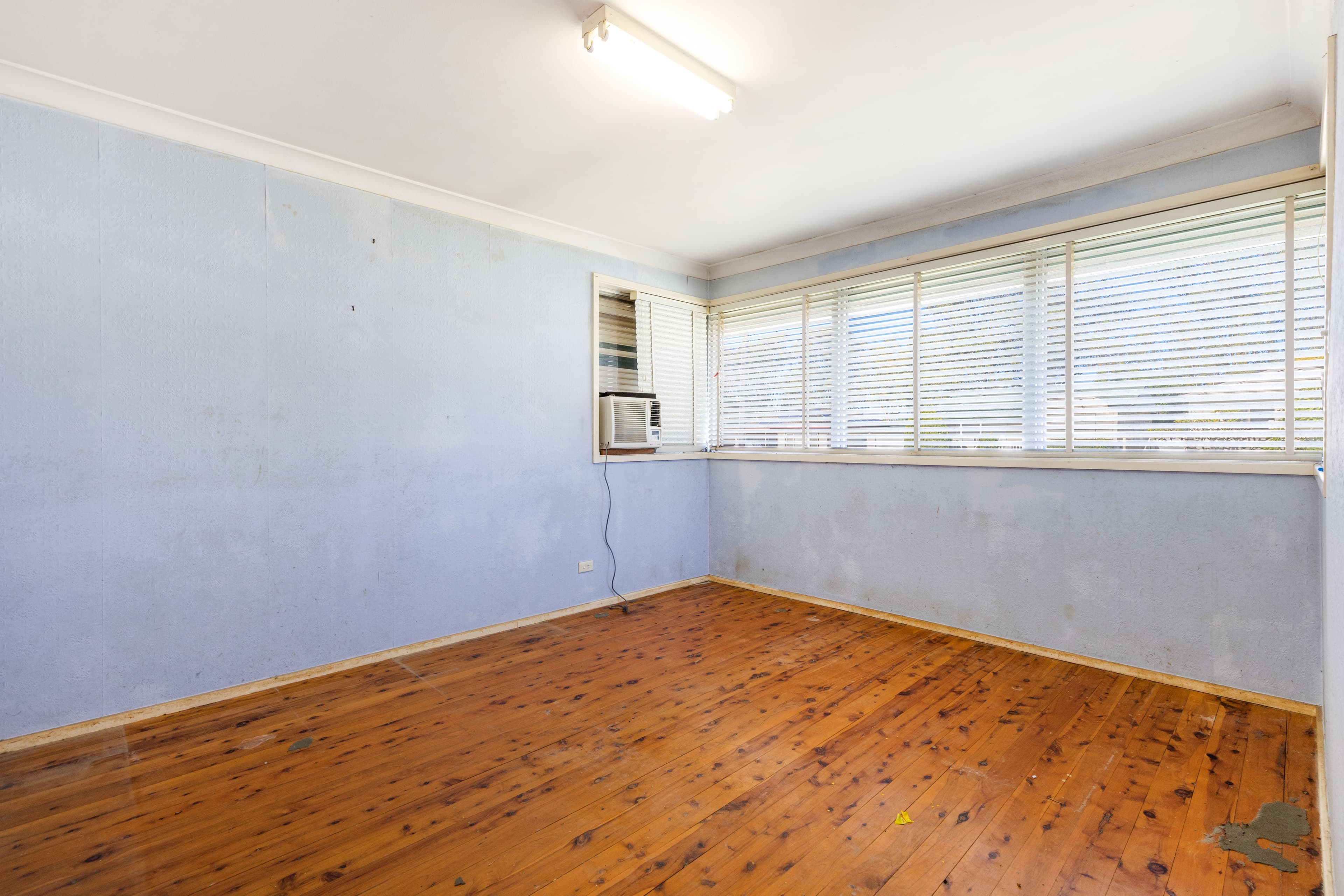 9 Dorset Street, CAMBRIDGE PARK, Cambridge Park - Thumbnail 2