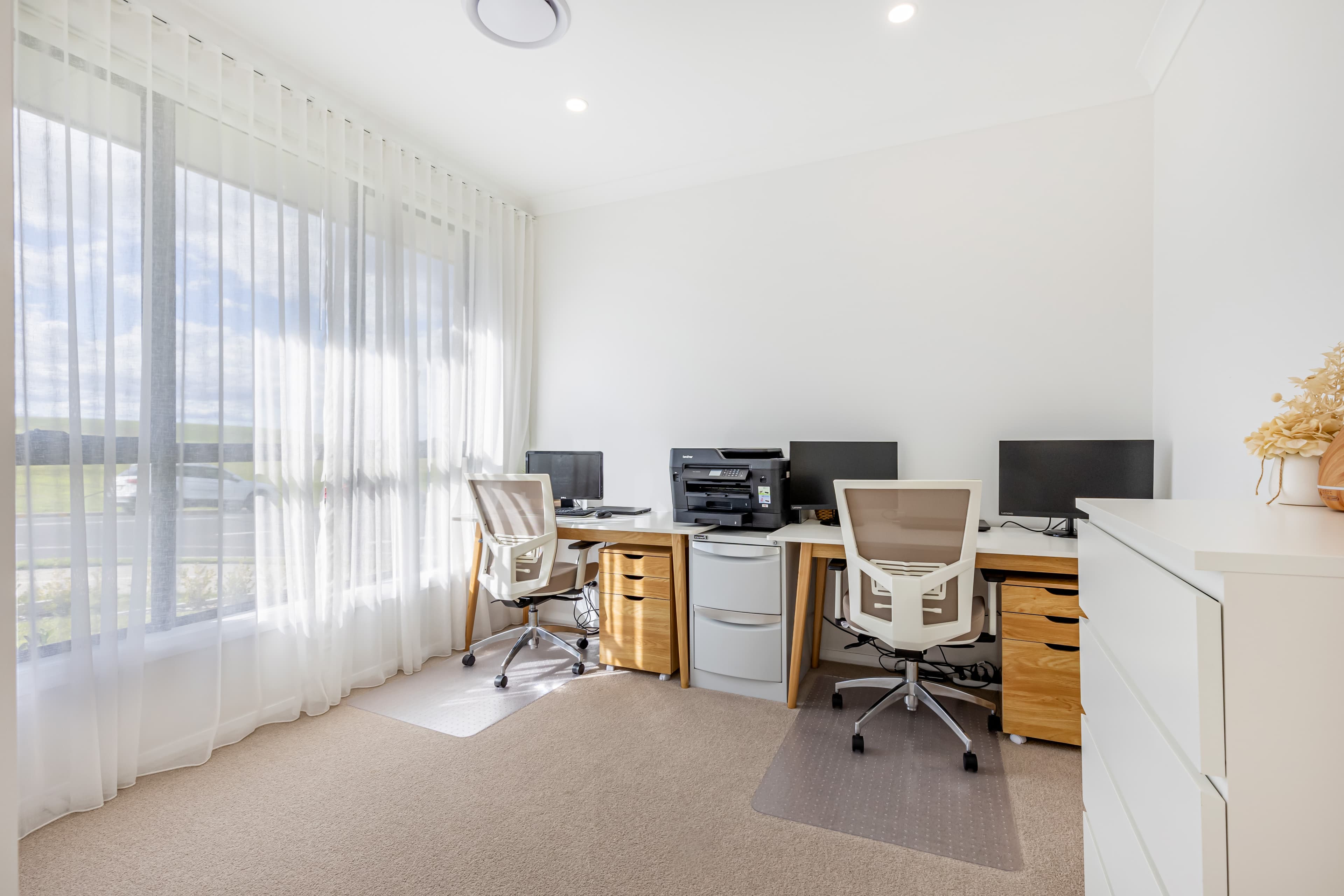 137 O'connell Street, CADDENS, Caddens - Thumbnail 2