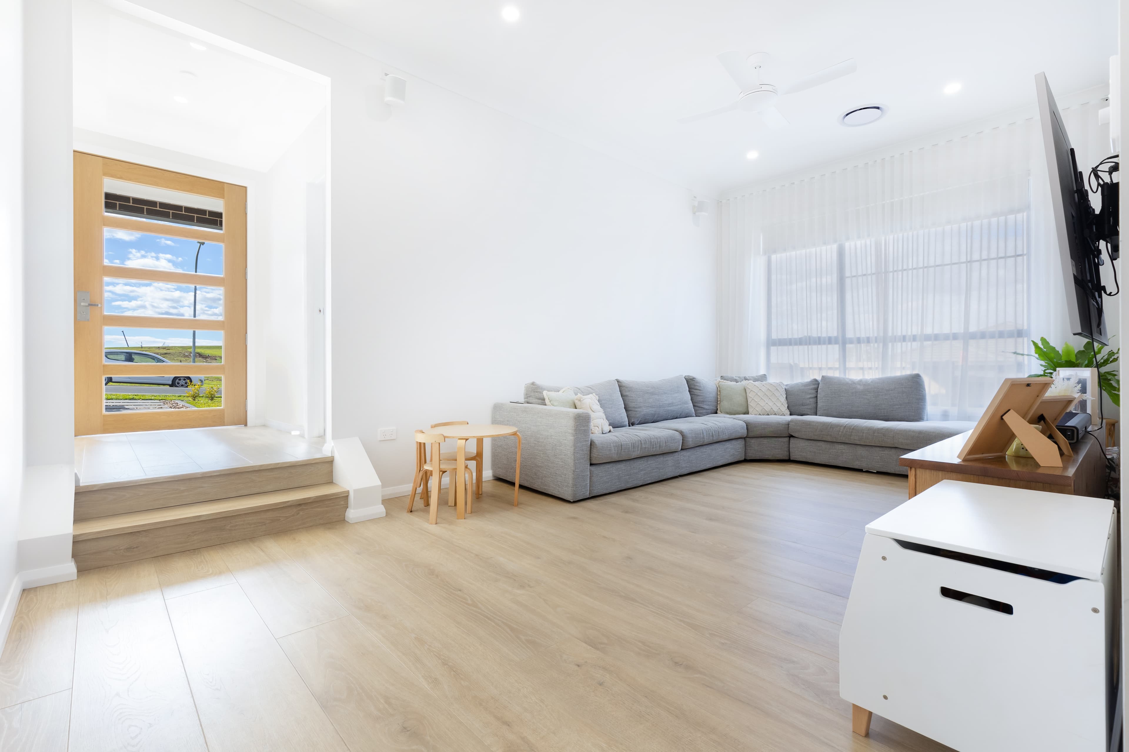 137 O'connell Street, CADDENS, Caddens - Thumbnail 4