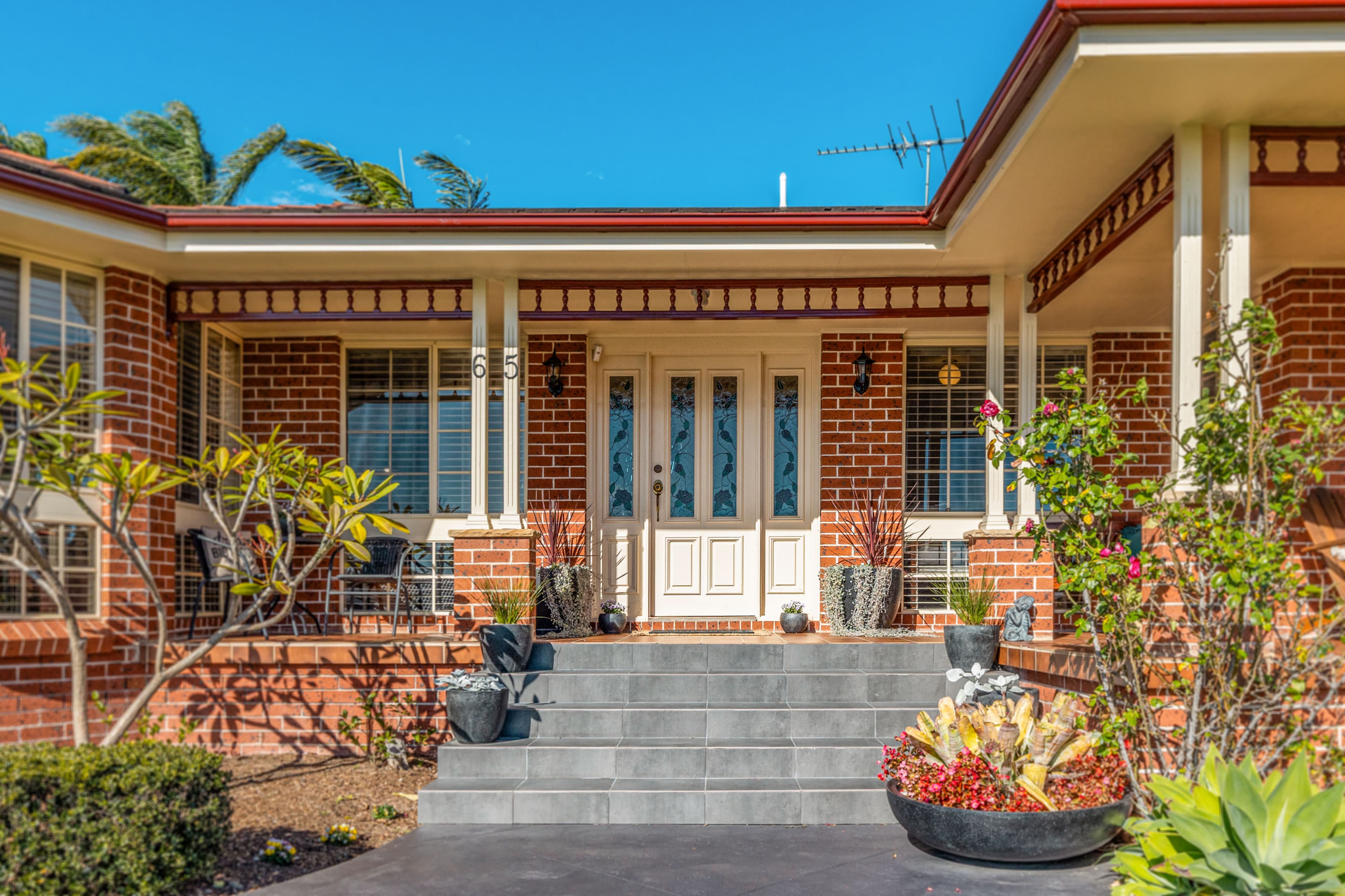 65 Womra Crescent, GLENMORE PARK, Glenmore Park - Thumbnail 2