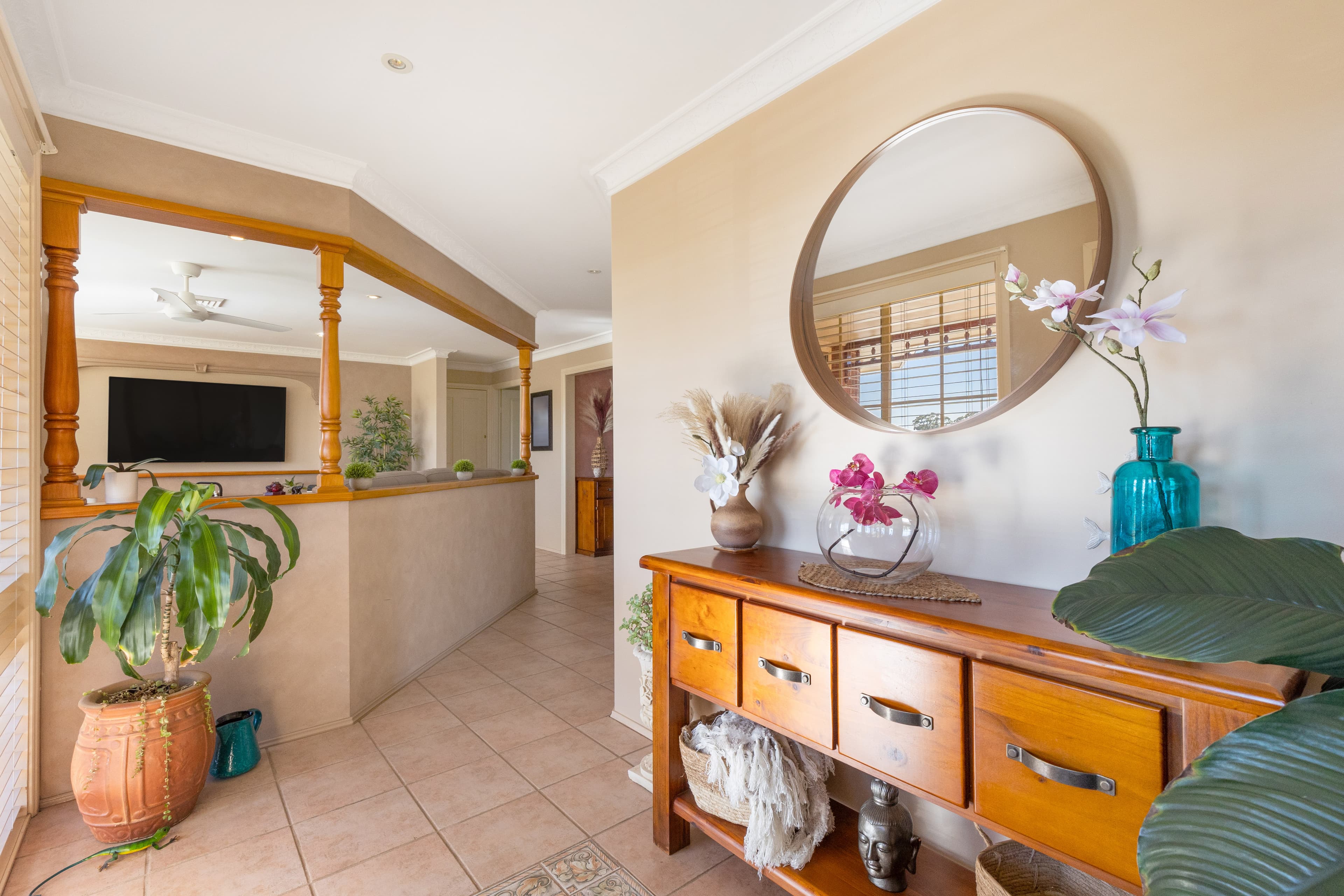 65 Womra Crescent, GLENMORE PARK, Glenmore Park - Thumbnail 3