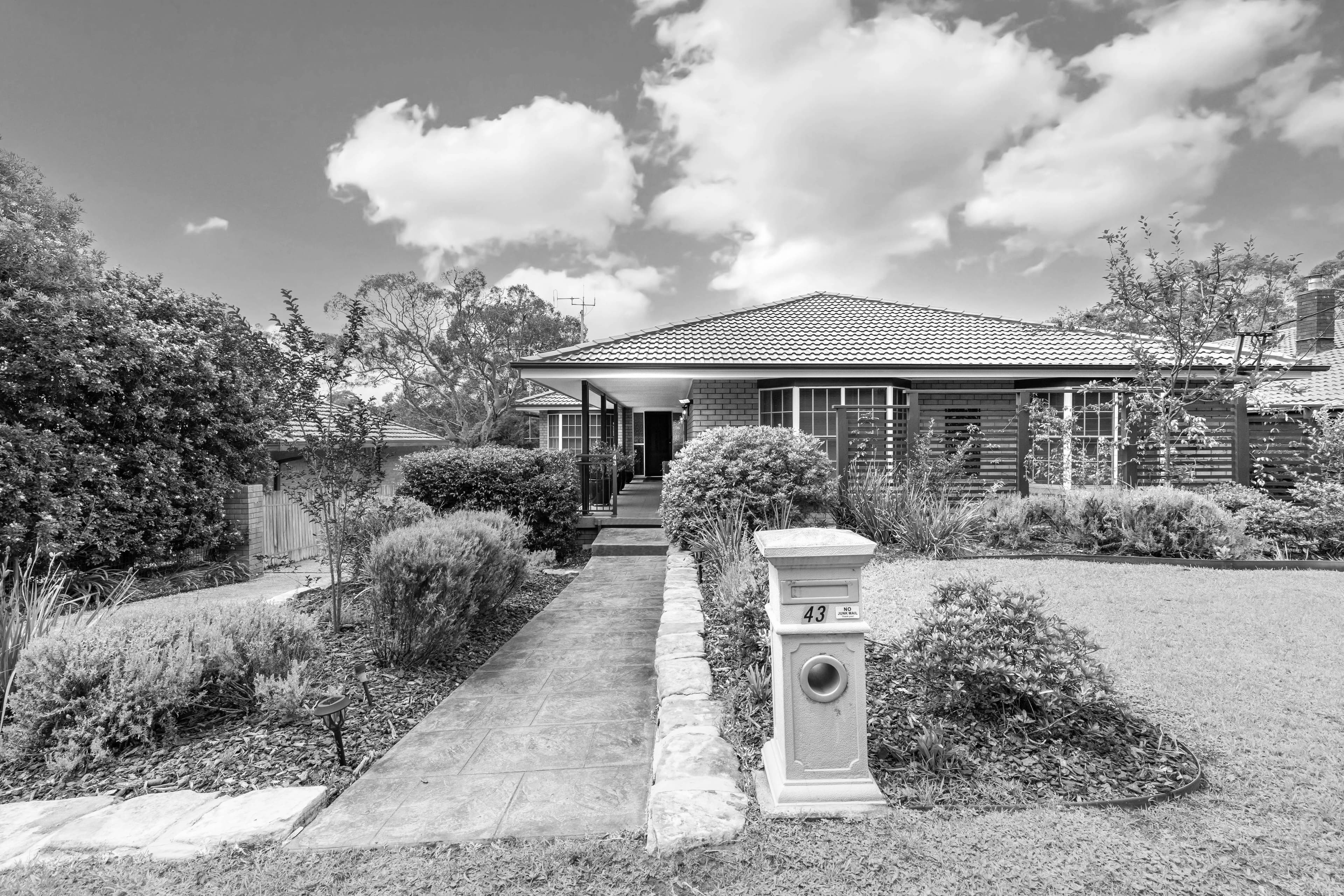 43 Perry Avenue, SPRINGWOOD, Springwood - Image 1