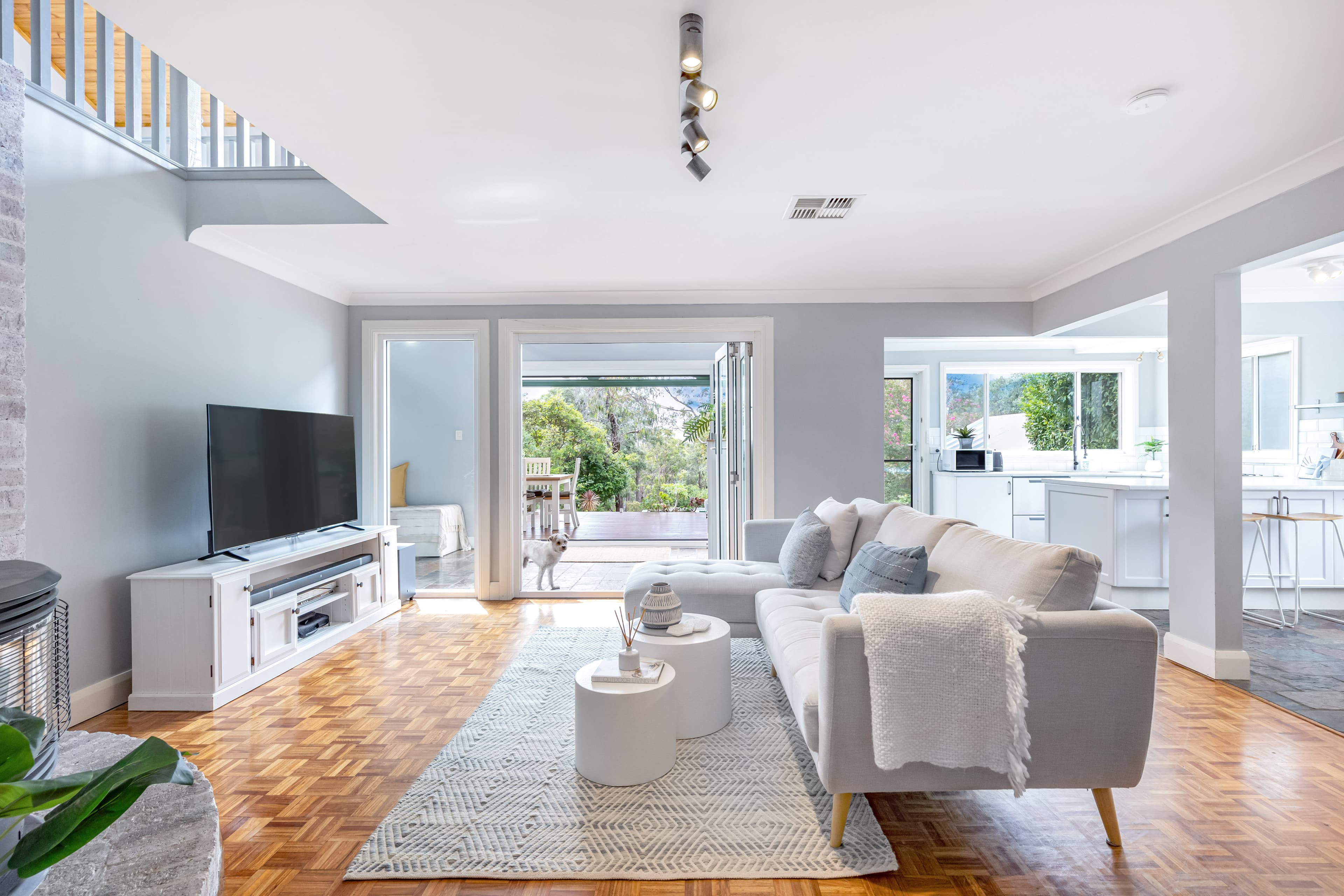 38 Florabella Street, WARRIMOO, Warrimoo - Thumbnail 2