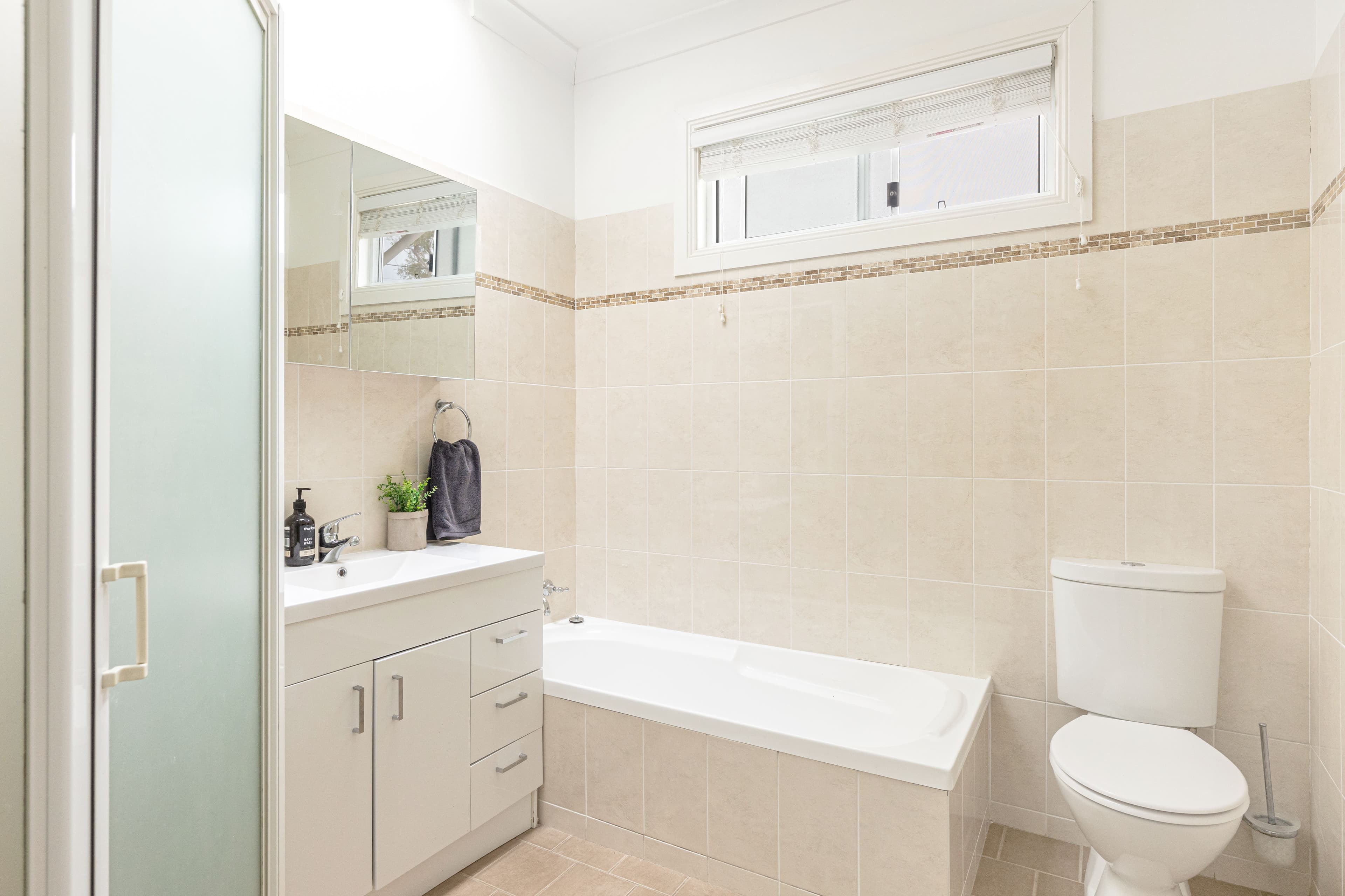 38 Florabella Street, WARRIMOO, Warrimoo - Thumbnail 7