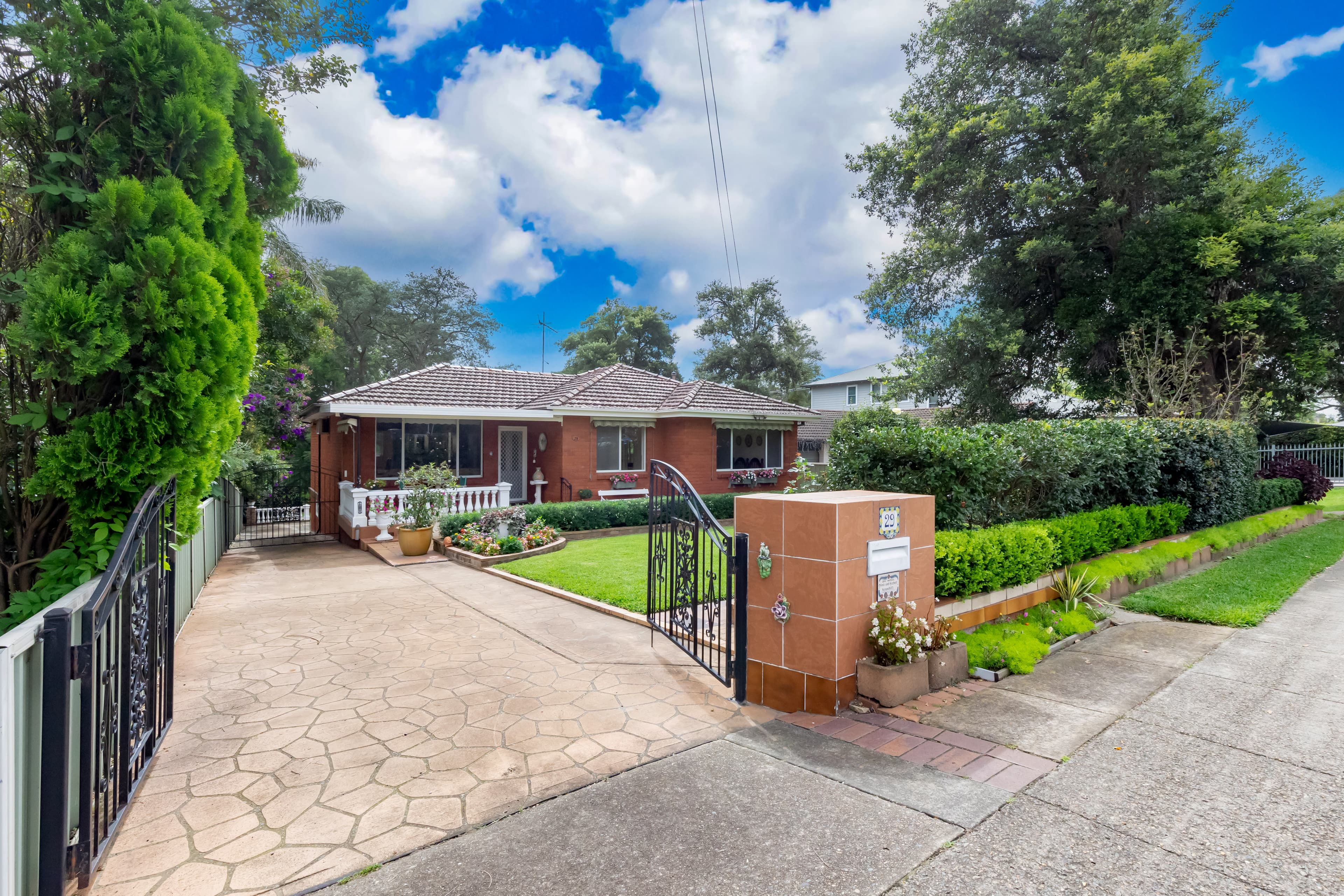 29 Wilson Way, BLAXLAND, Blaxland - Thumbnail 2