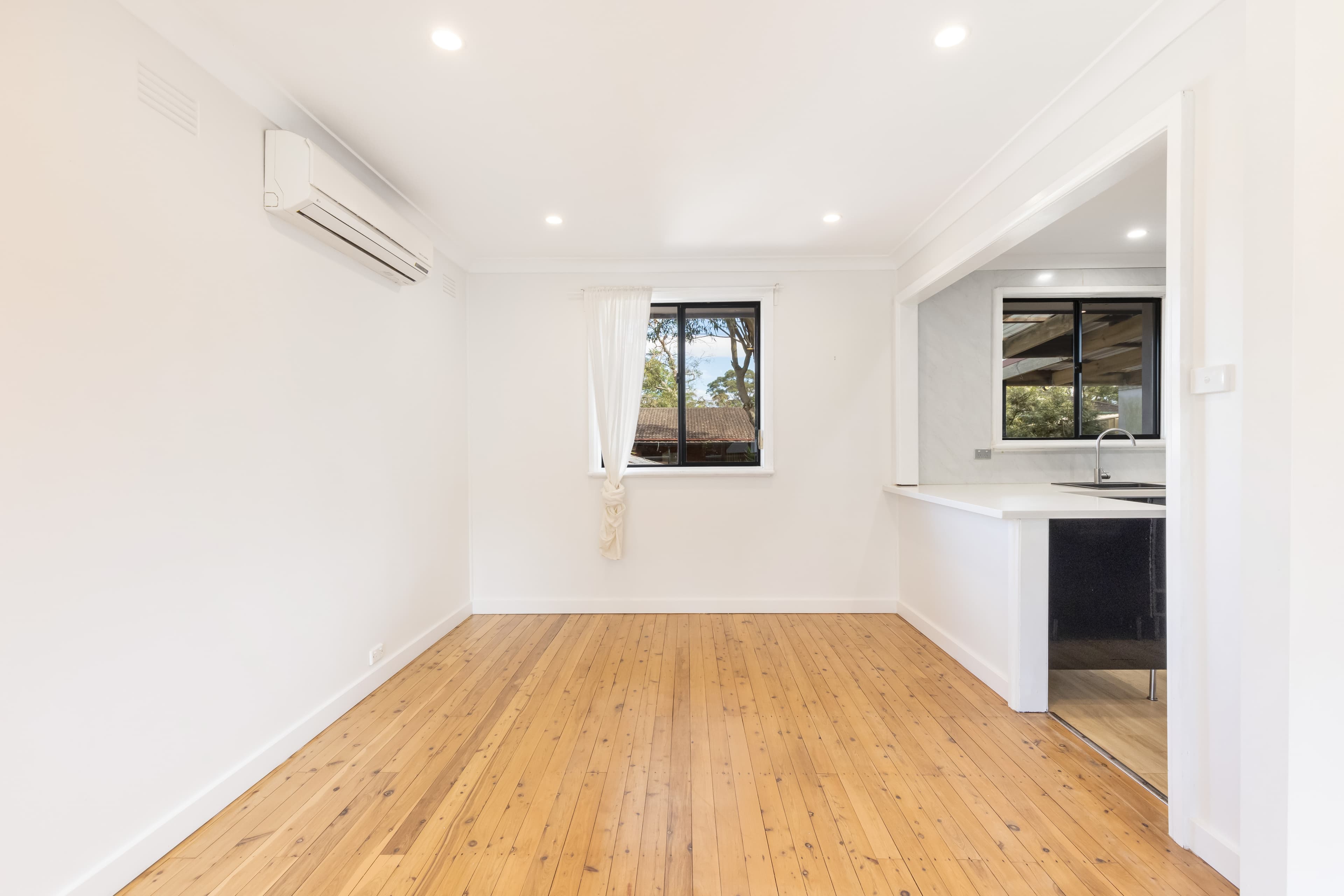 19 Pellion Street, BLAXLAND, Blaxland - Thumbnail 4