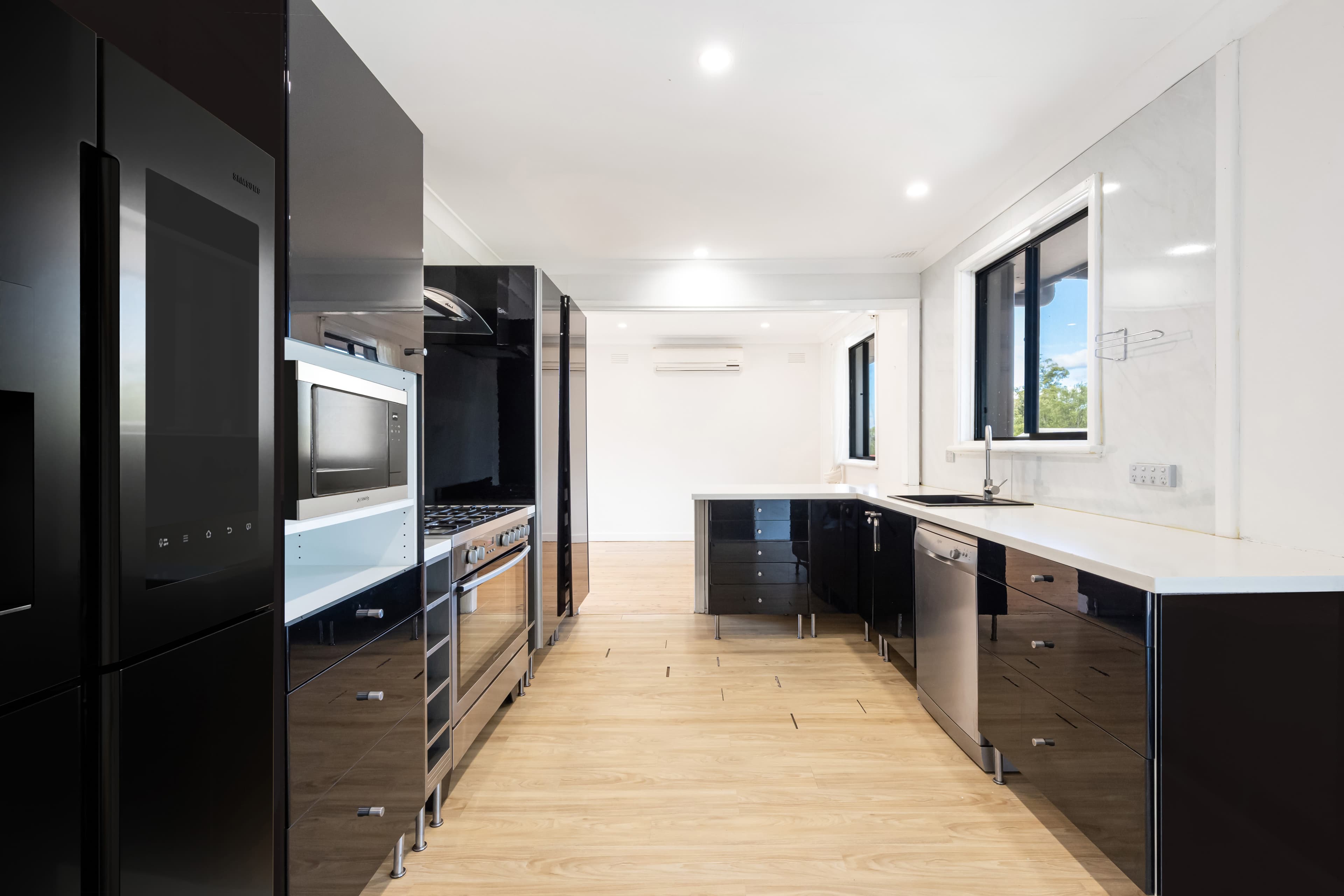 19 Pellion Street, BLAXLAND, Blaxland - Thumbnail 5