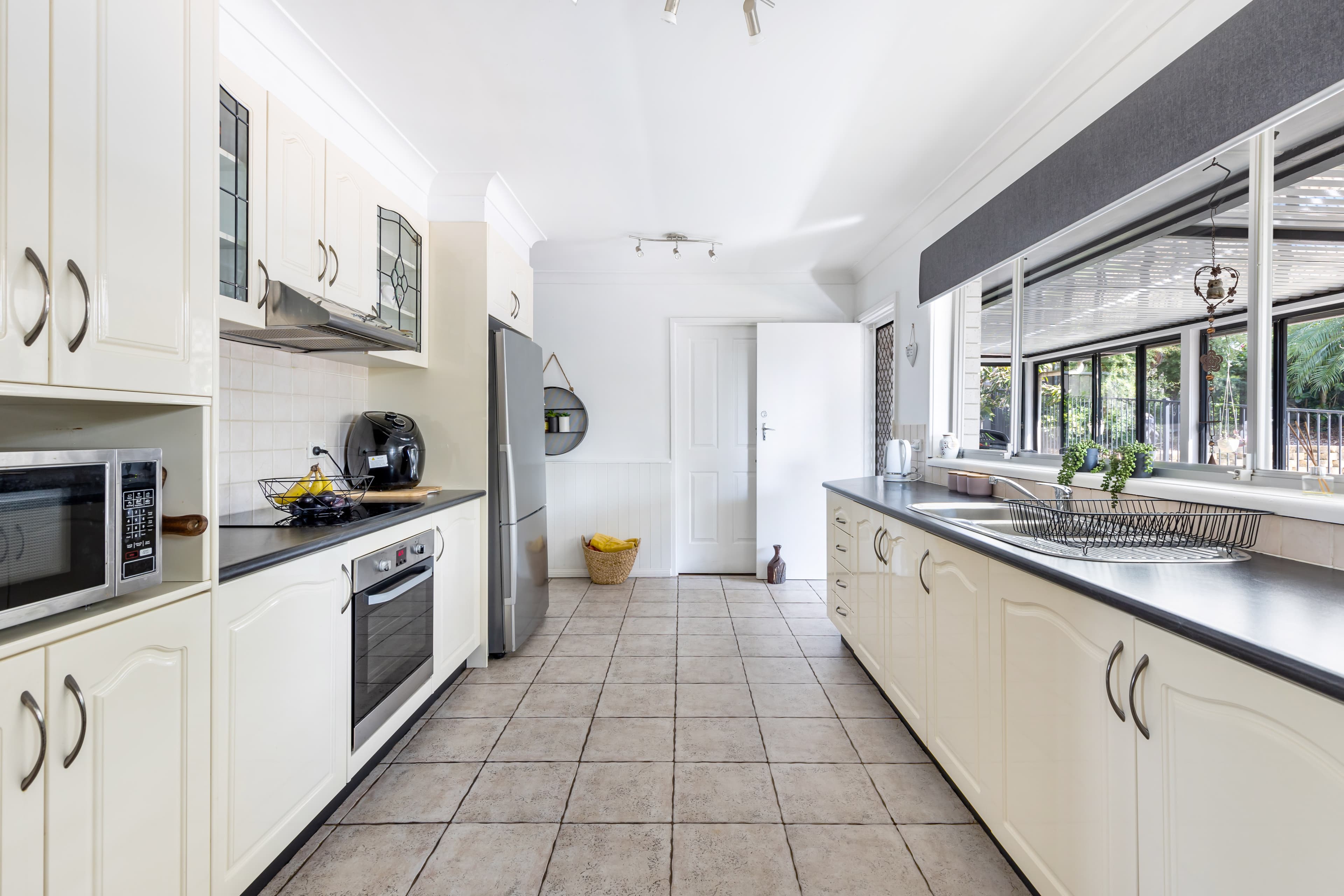 7 Greenhaven Drive, EMU HEIGHTS, Emu Heights - Thumbnail 4