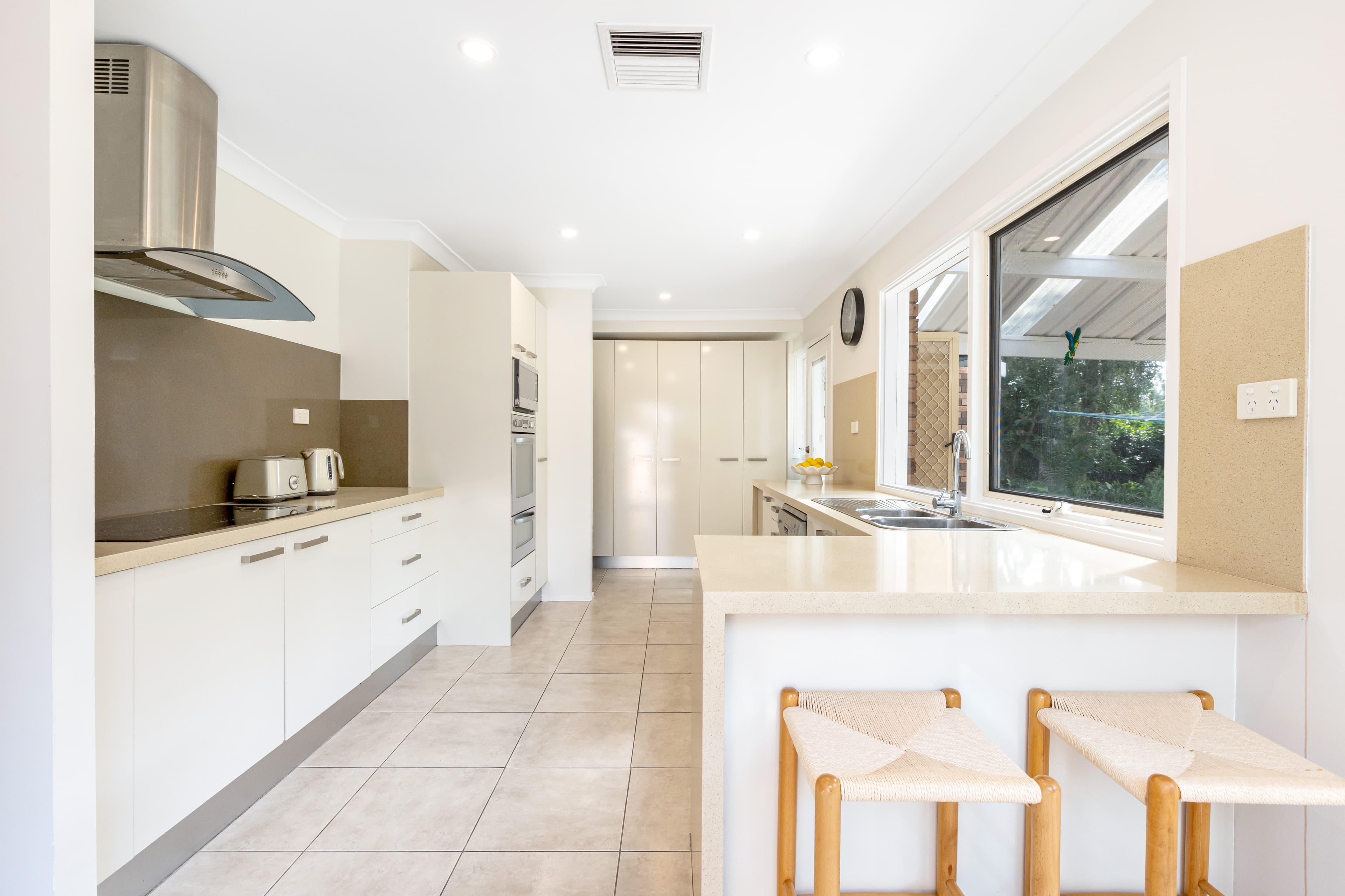 3 Aaron Place, SILVERDALE, Silverdale - Thumbnail 5