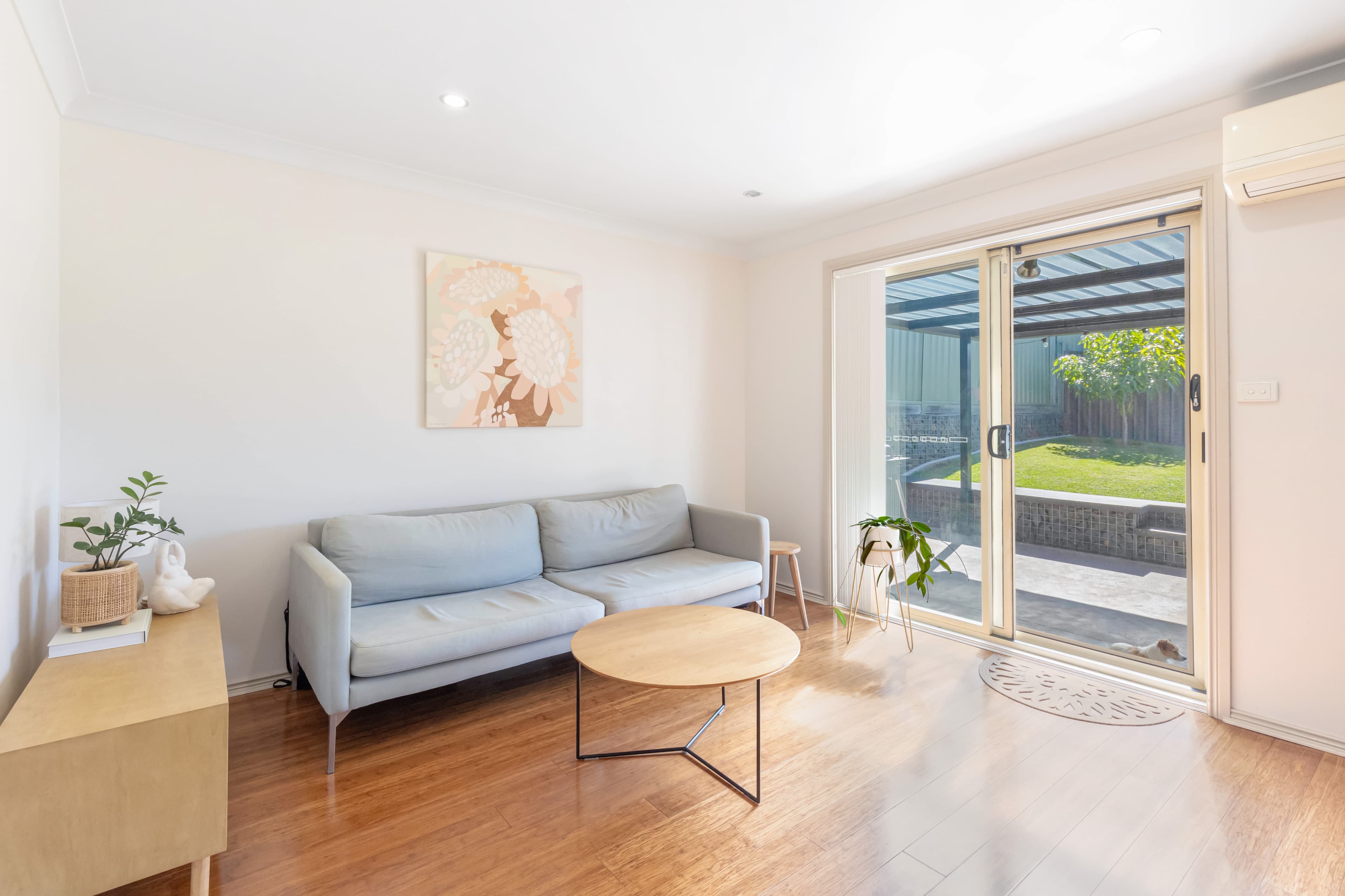 9 Harriett Close, GLENMORE PARK, Glenmore Park - Thumbnail 6