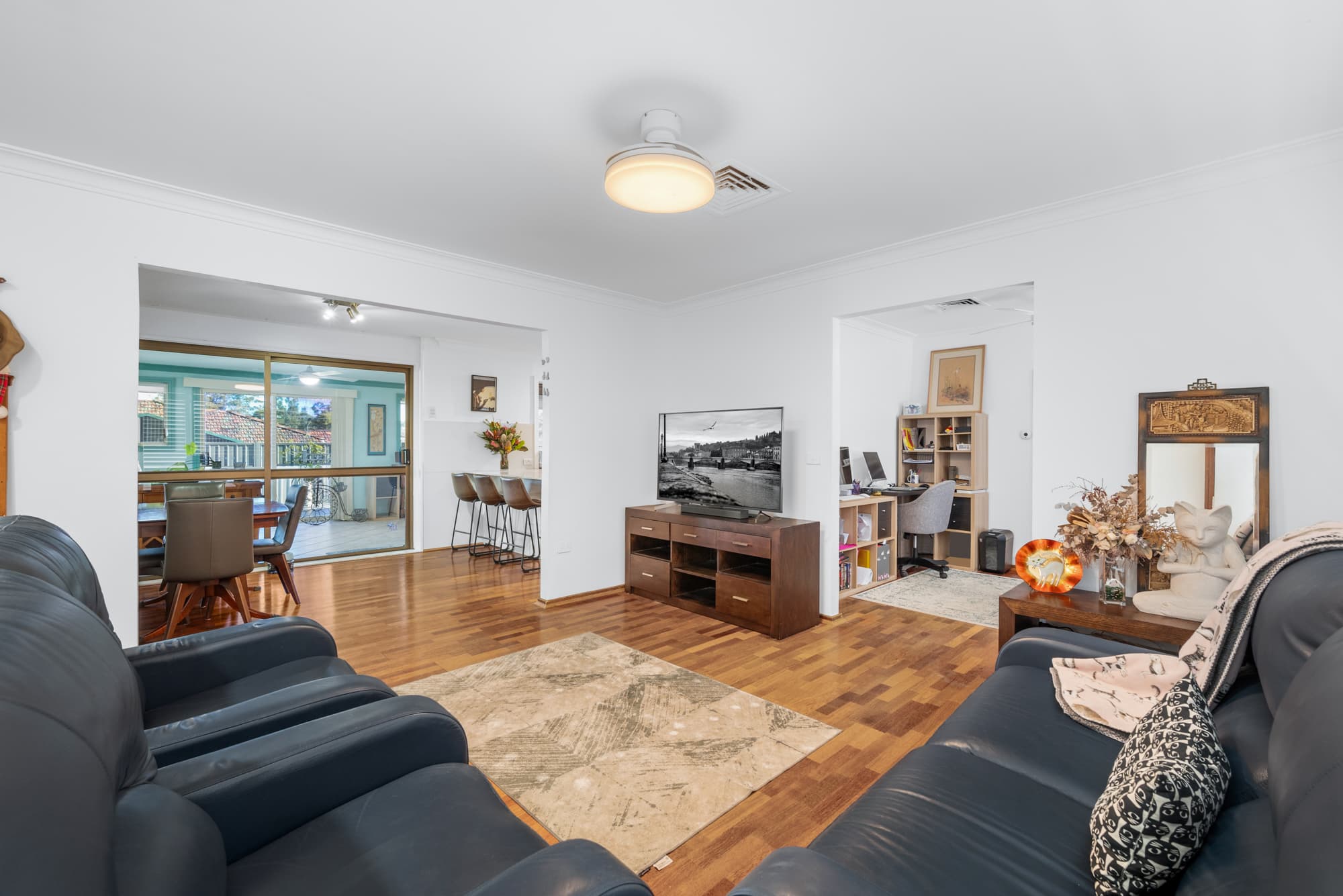 18 Blue Gum Avenue, SOUTH PENRITH, South Penrith - Thumbnail 2